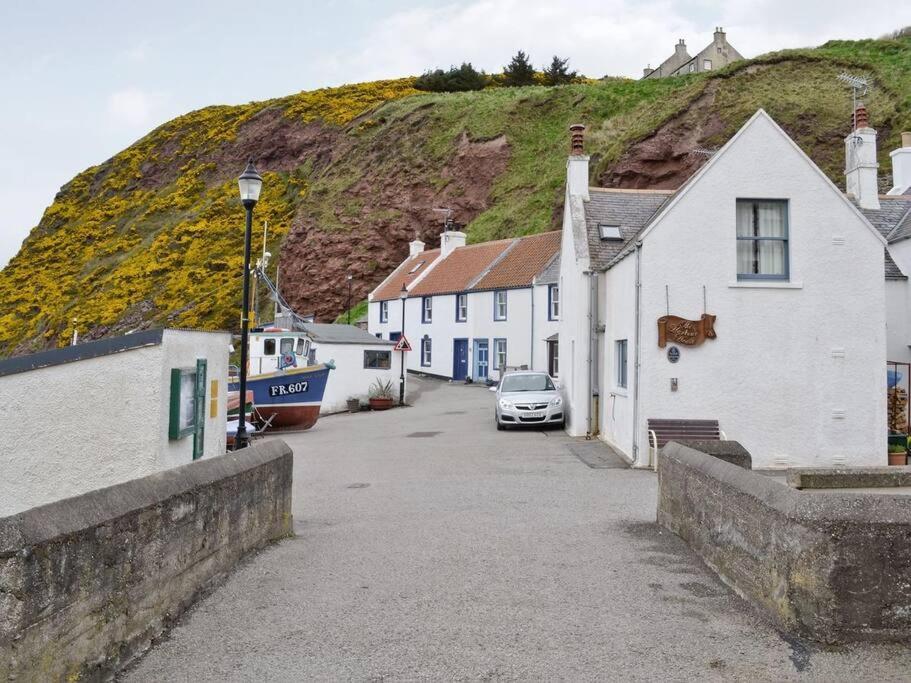 Fisherman's Cottage in Pennan view 3
