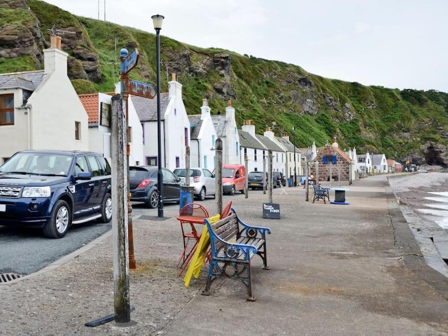 Fisherman's Cottage in Pennan view 4