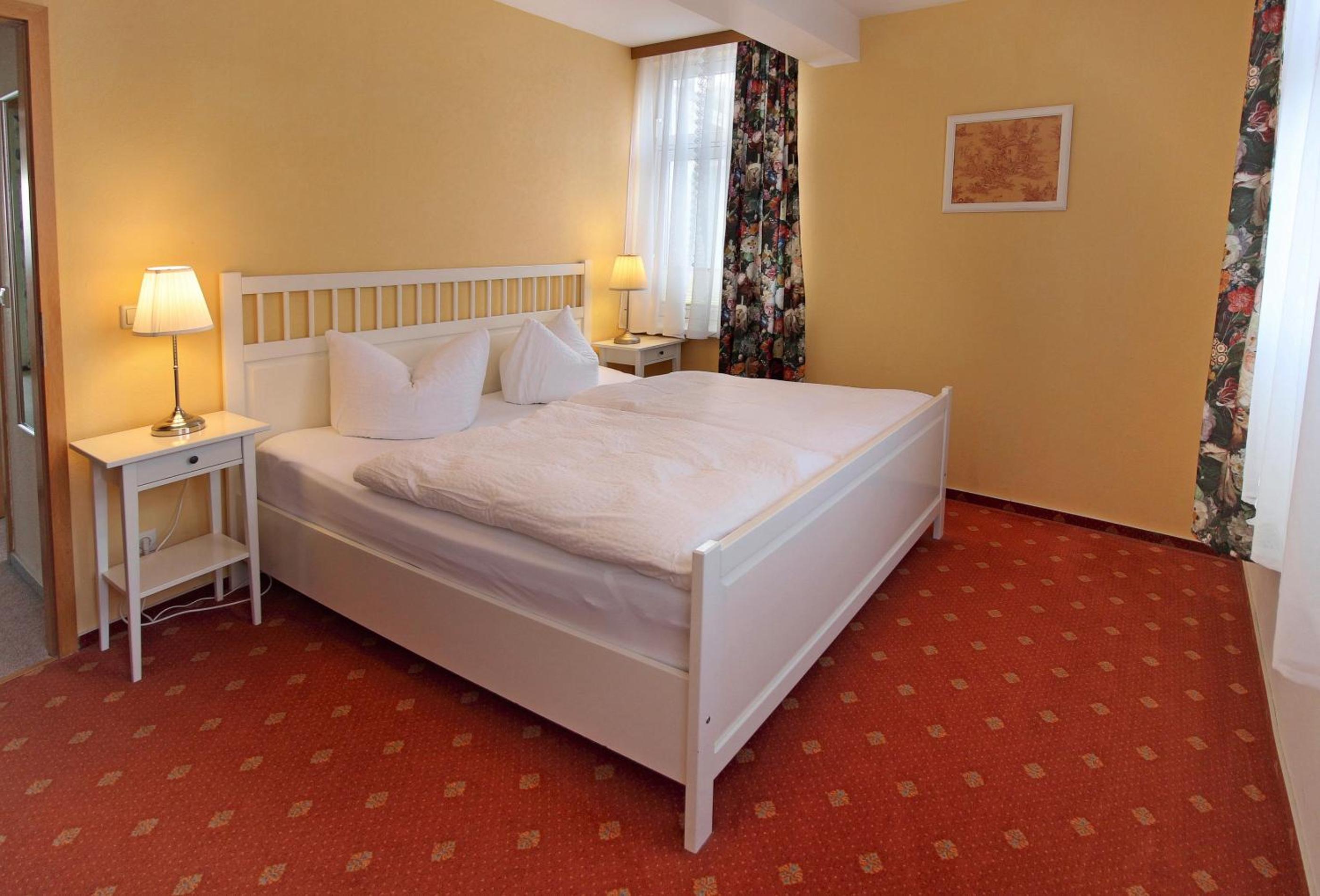 Villa Ostseelilie - Appartements mit Balkon und Meerblick