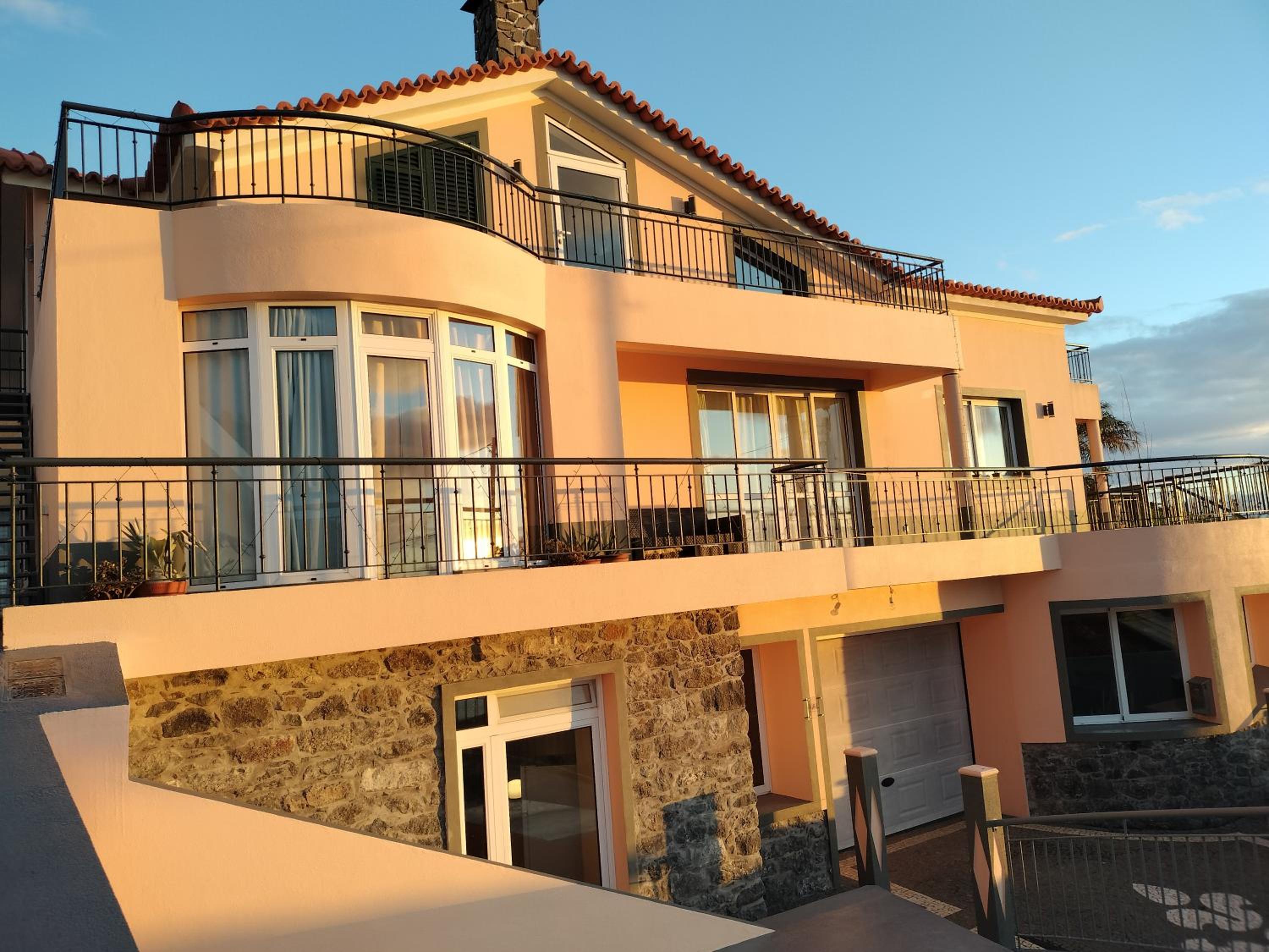 Hotel Beautiful View 2 - Arco da Calheta - Ilha da Madeira - Image 1