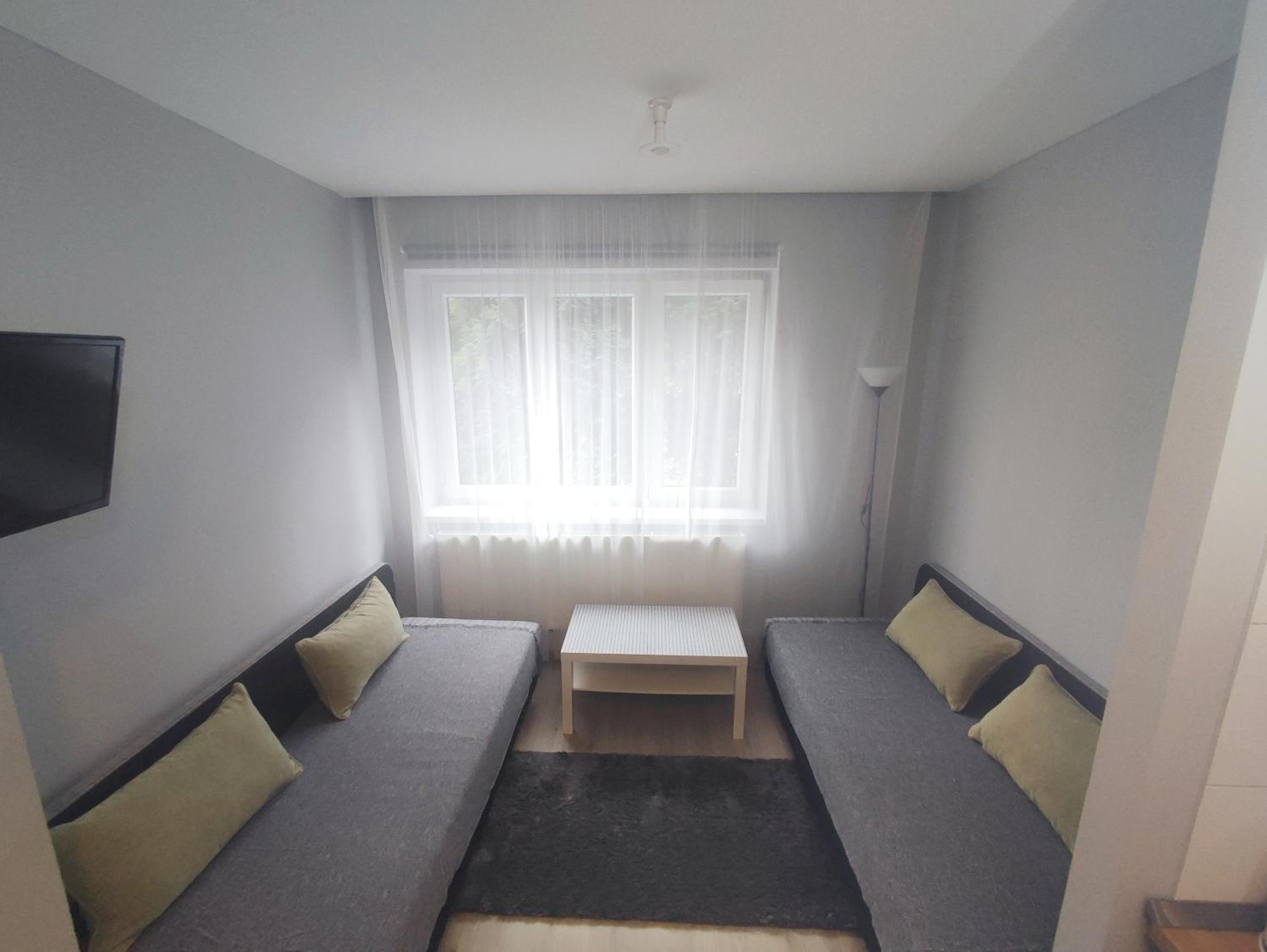 Alisa Apartments