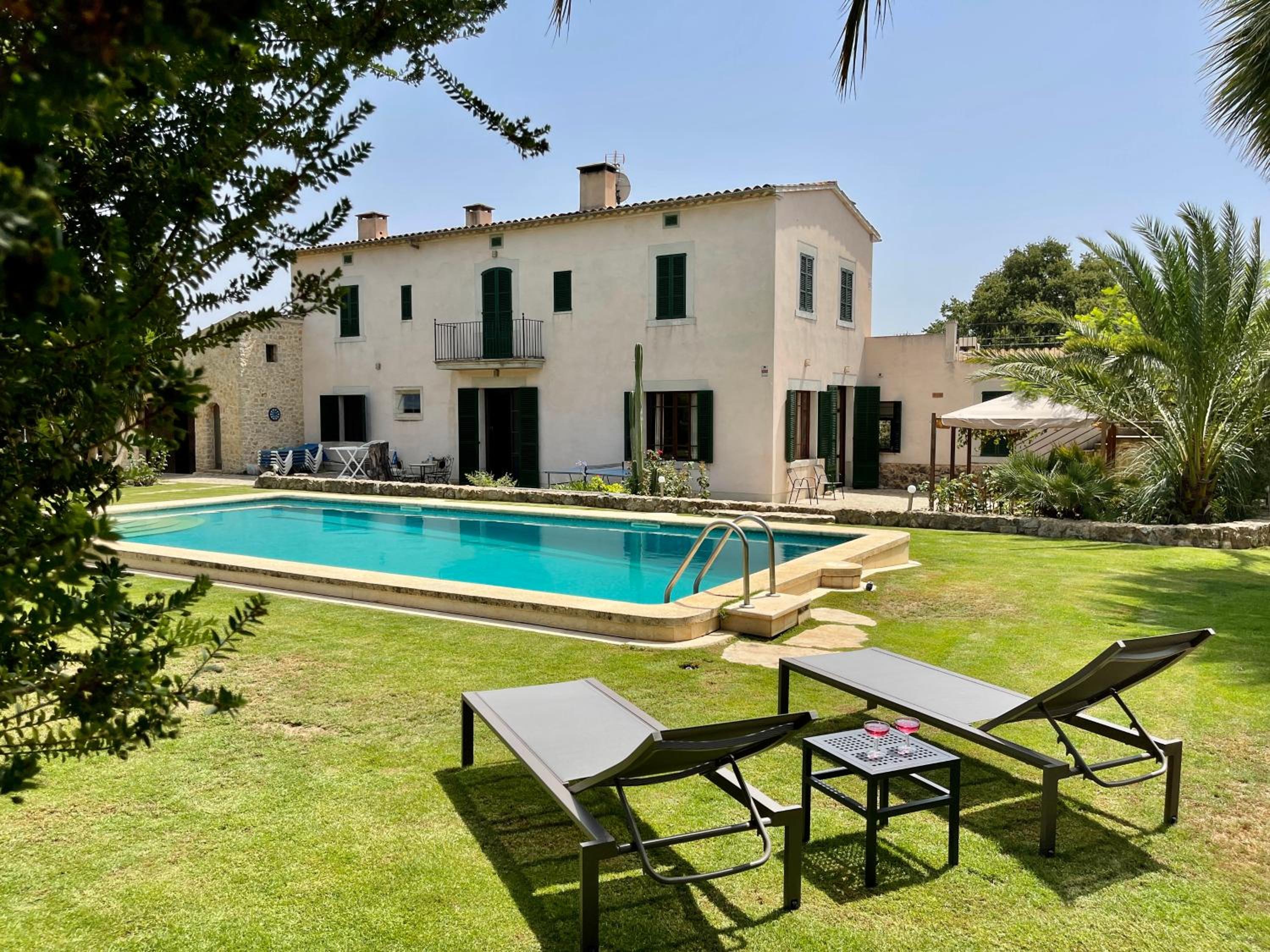 Son Jordi nou, beautiful villa near Alaro big swimming pool, BBQ mountain views 12people view 2