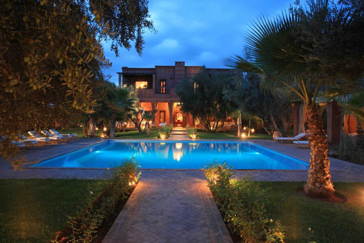 Dar Layyina