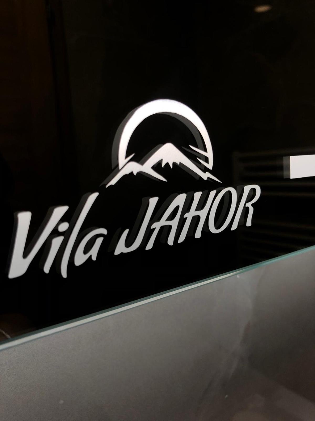 Vila Jahor Superior Apartman 16 “Minja”