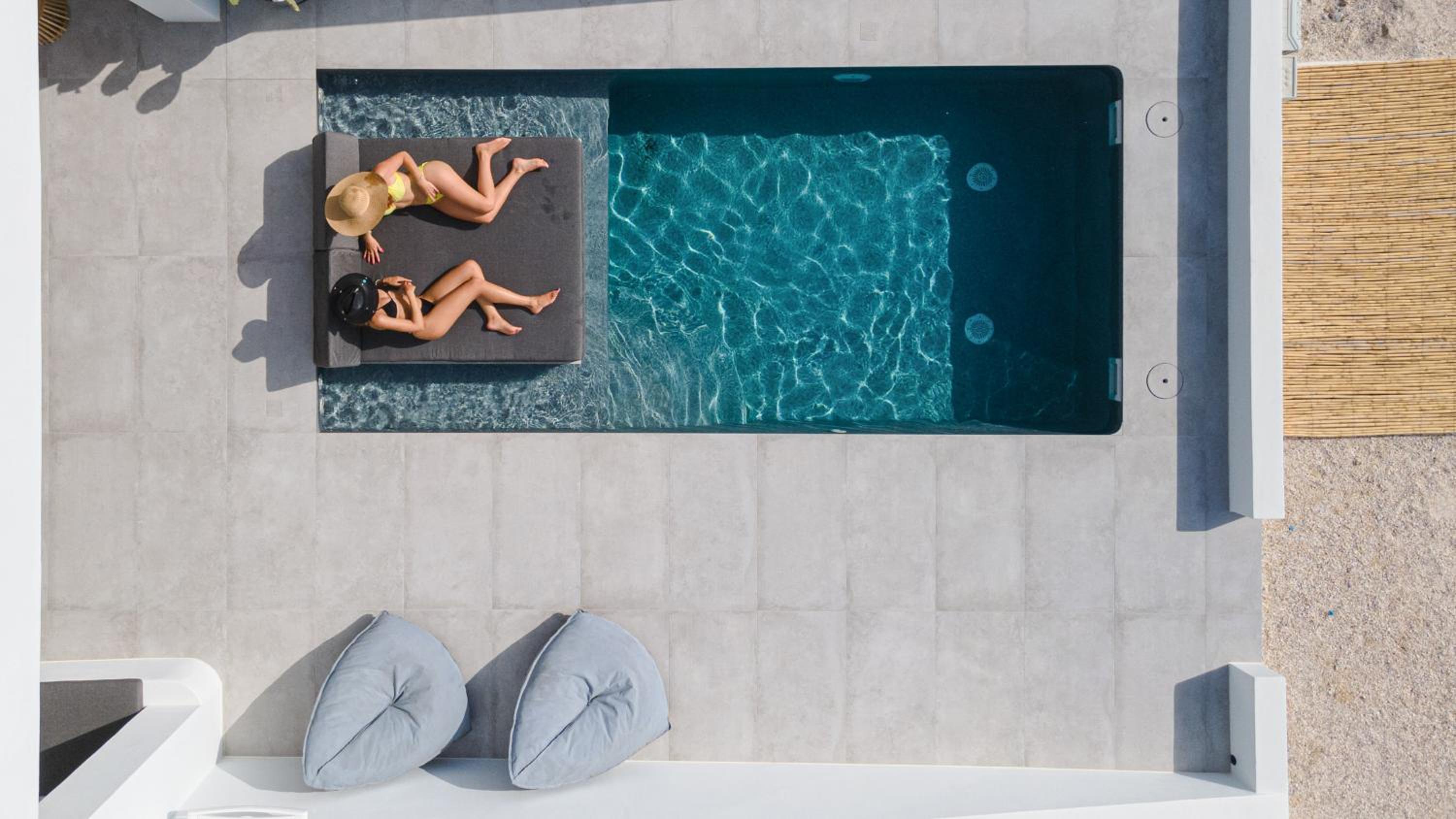 Seanfinity Beachfront Suites en Mikri Vigla