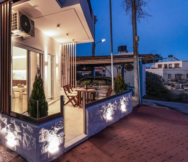 Sofilins Luxury Suite view 2