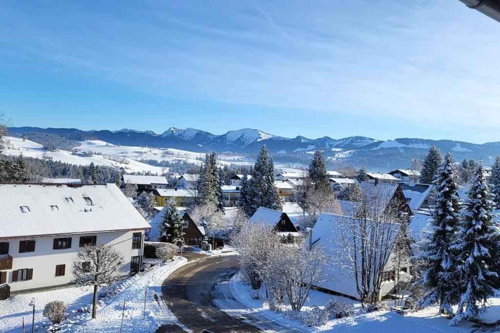 Ferienwohnung im Allgäu mit Bergsicht