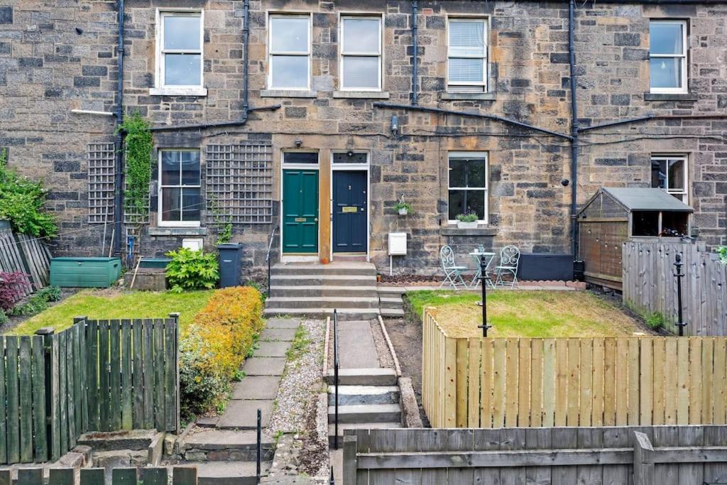 Cheerful Stays - Westend Cottage