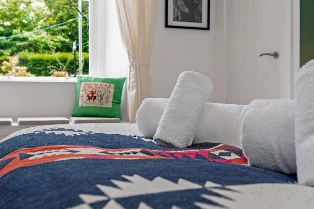 Cheerful Stays - Westend Cottage