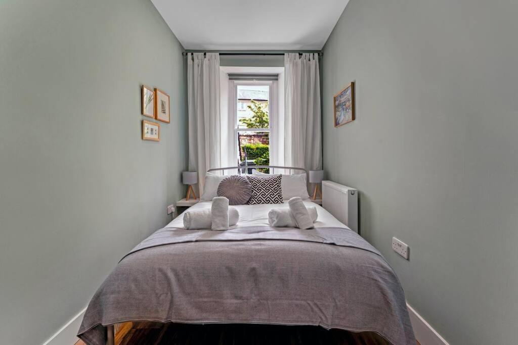 Cheerful Stays - Westend Cottage