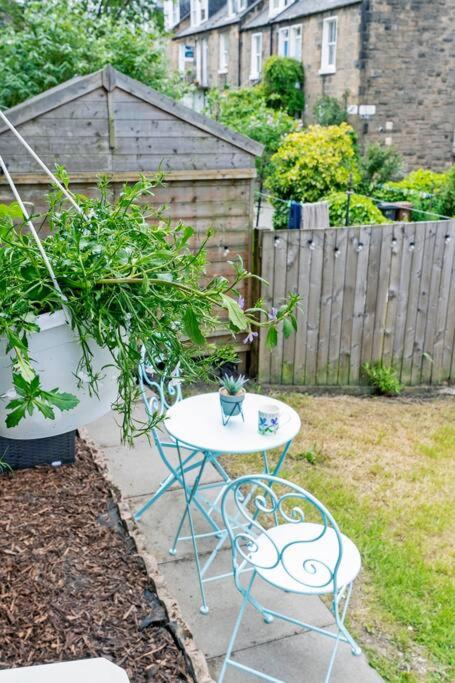 Cheerful Stays - Westend Cottage