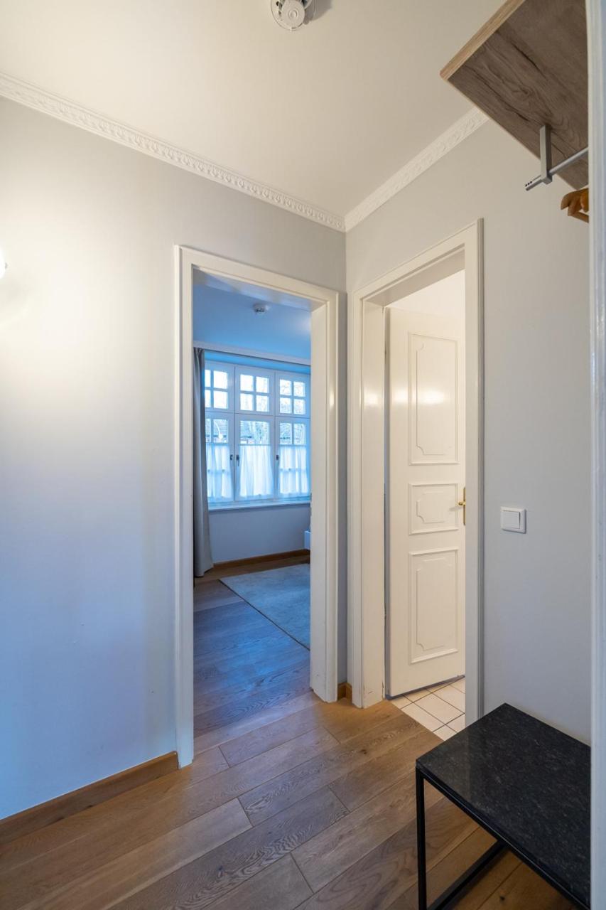 Villa Friedericia, Wohnung 3-Hochparterre links