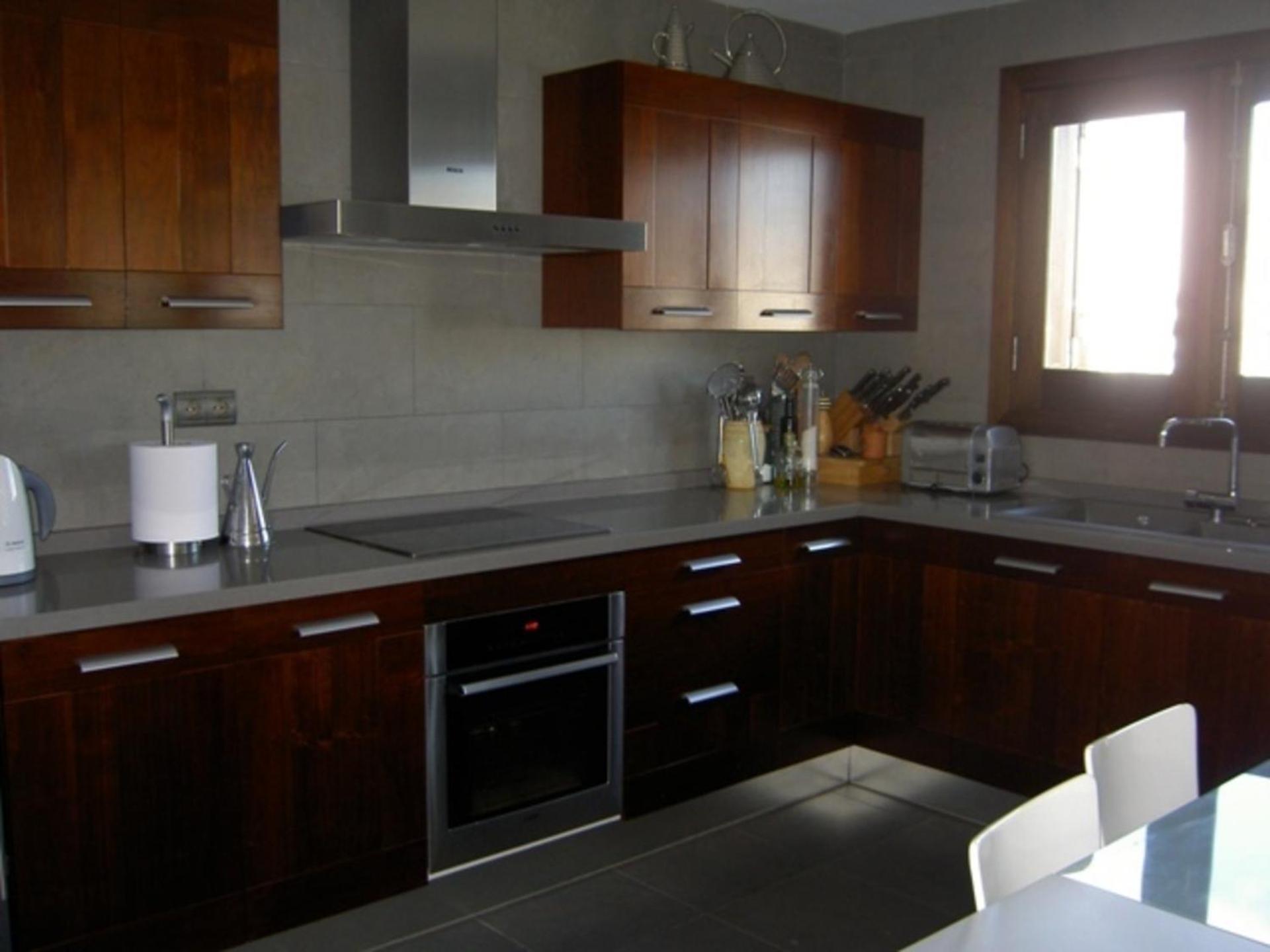 book now spacious 12p villa with communal pool photo 3