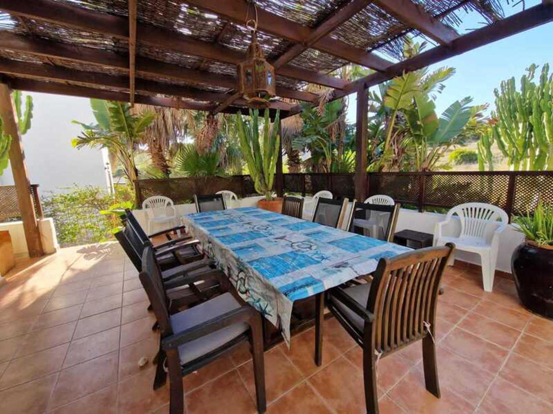 book now spacious 12p villa with communal pool photo 4