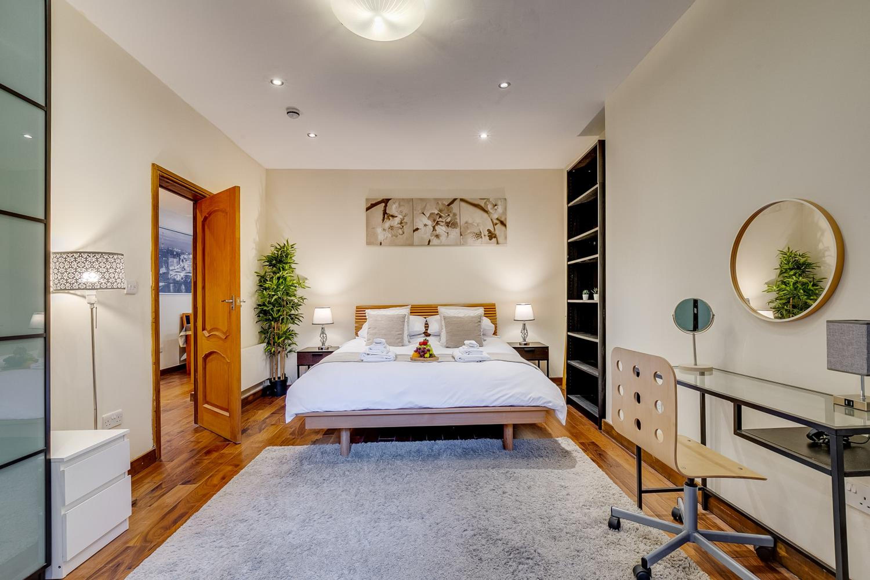 Entire Family Home - 2BD2BTH Central Earl's Court