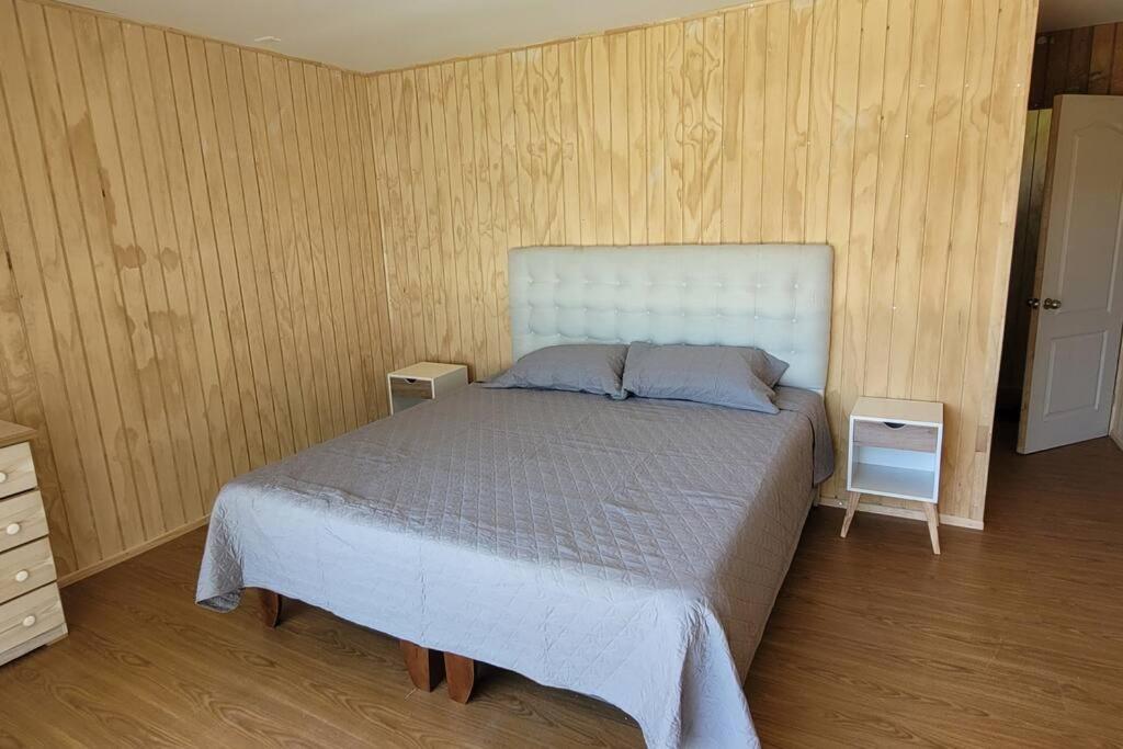 Casa en lago rapel con orilla propia