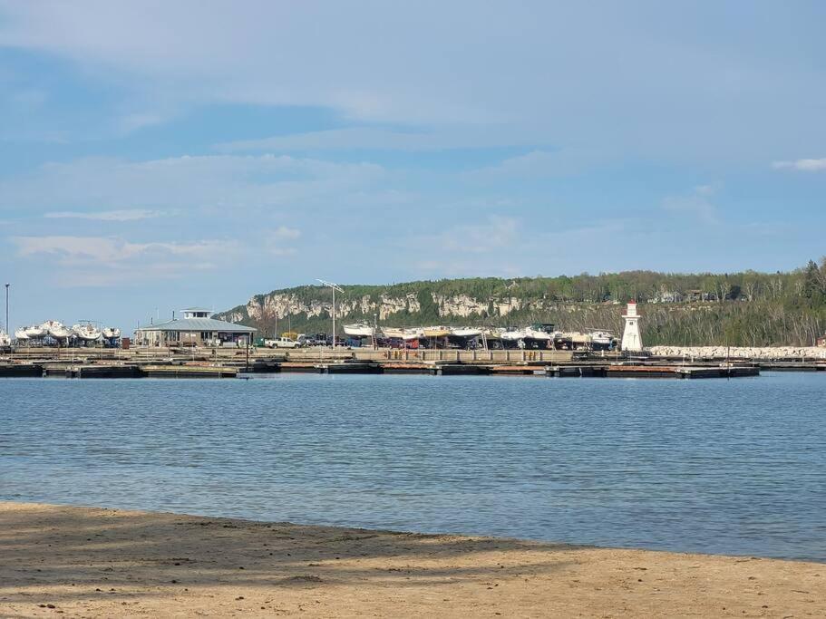 Family friendly cottage ☆walking distance to beach