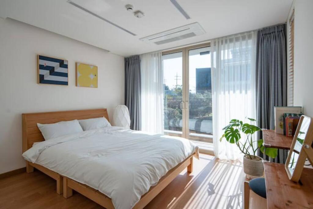 Mino House