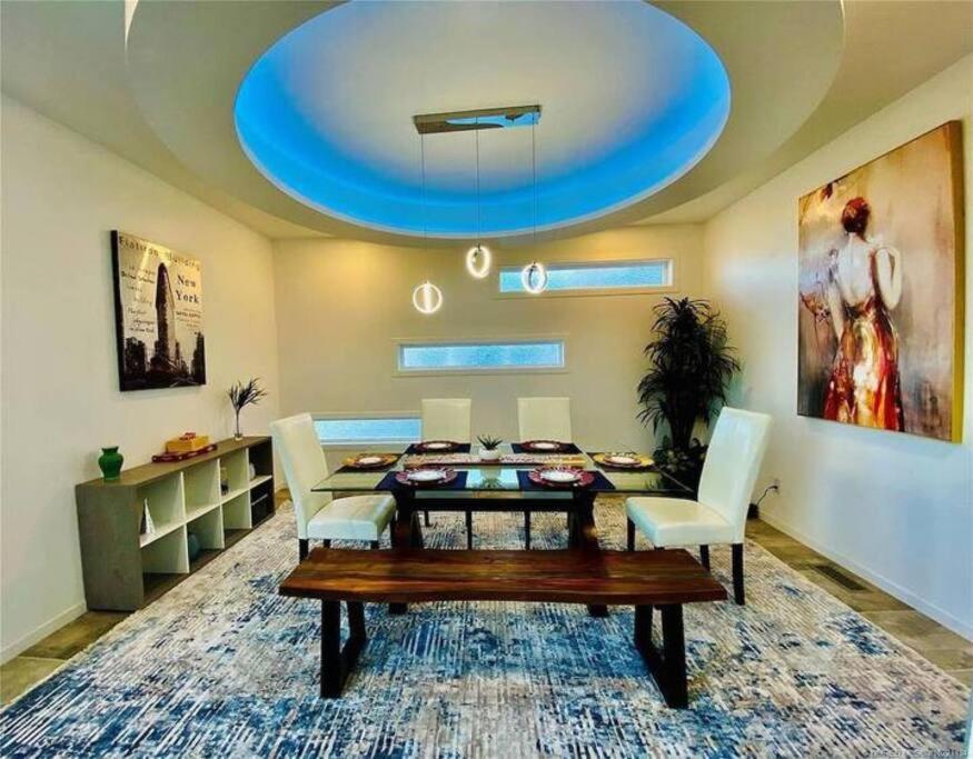 The Infiniti Villa