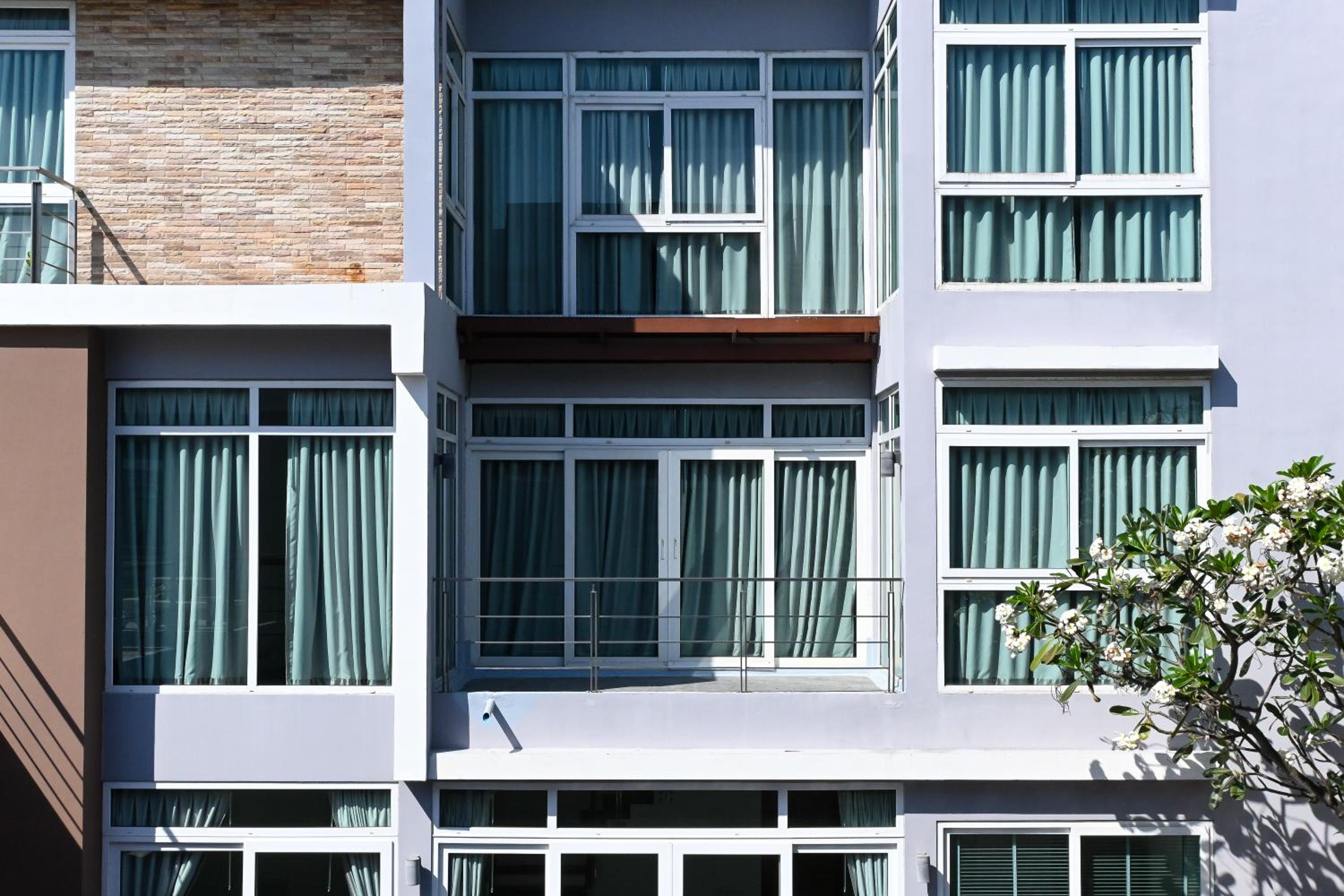 Hotel Golden Sea Hua Hin - SHA Extra Plus - Image 1