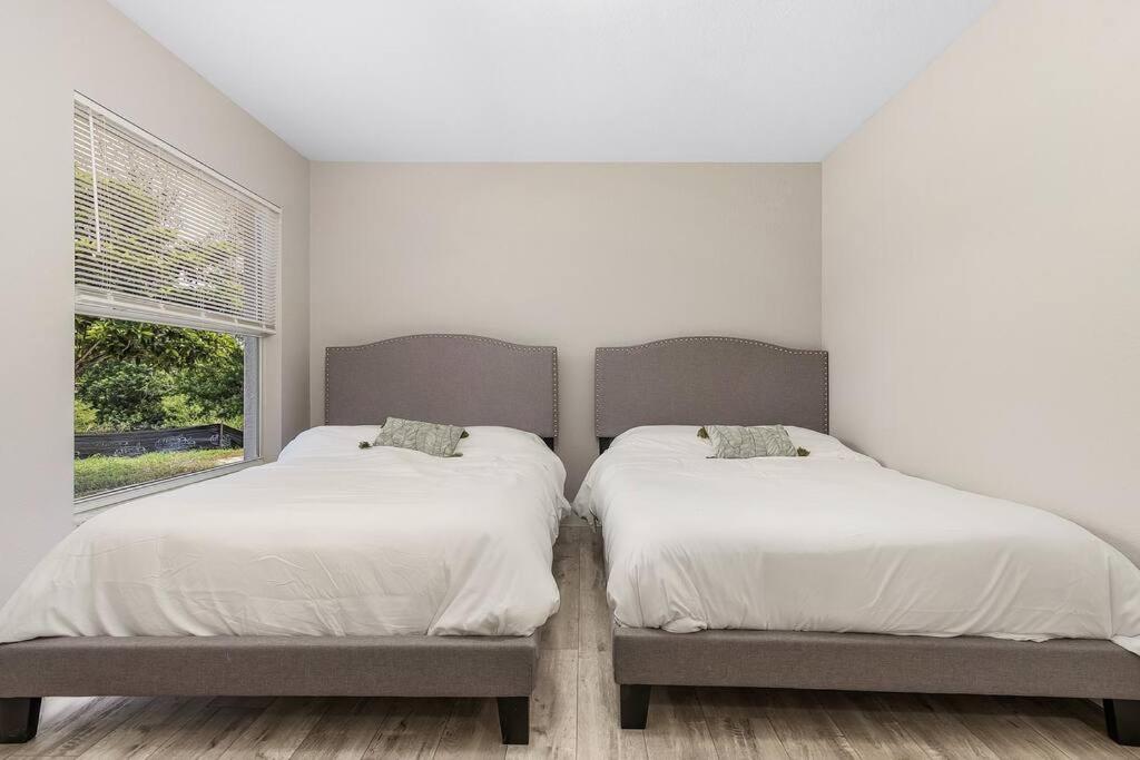 Surfing on Surfside - Sleeps 12, Heated Pool & Jacuzzi view 3