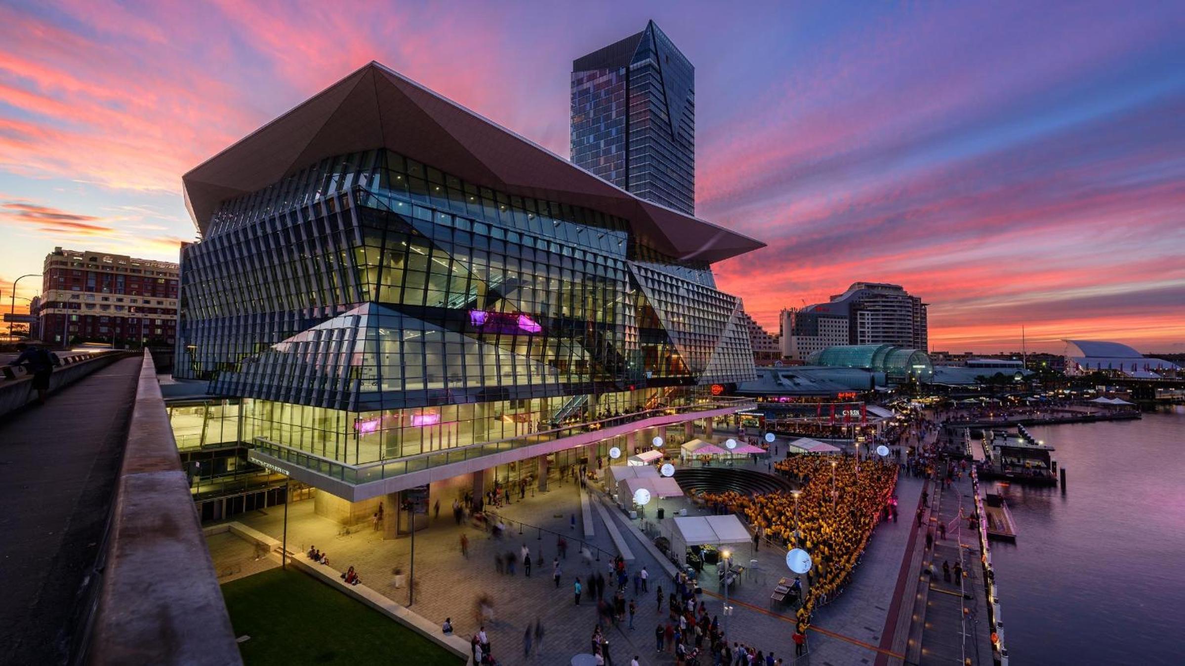 Hotel Spacious & Cosy 2 Bedroom Apartment in Darling Harbour - Image 1