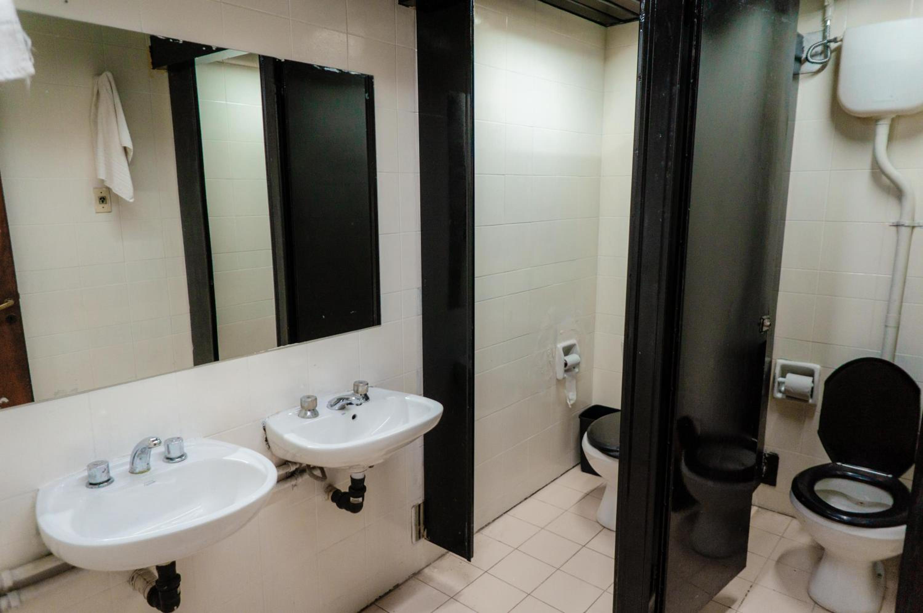 Clover Hostel