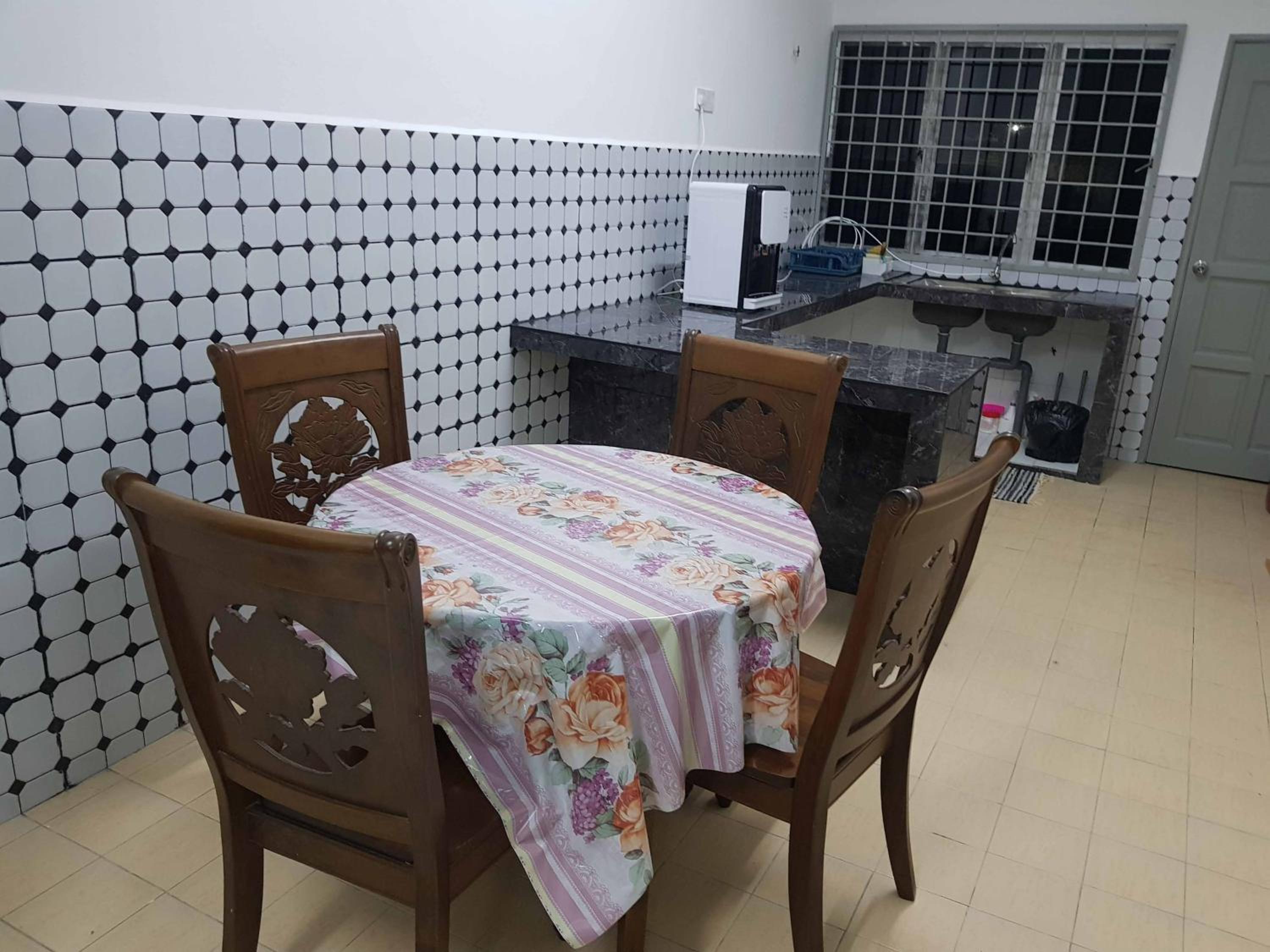 4 Bedroom House Indera Mahkota 8 Kuantan Homestay photo 2
