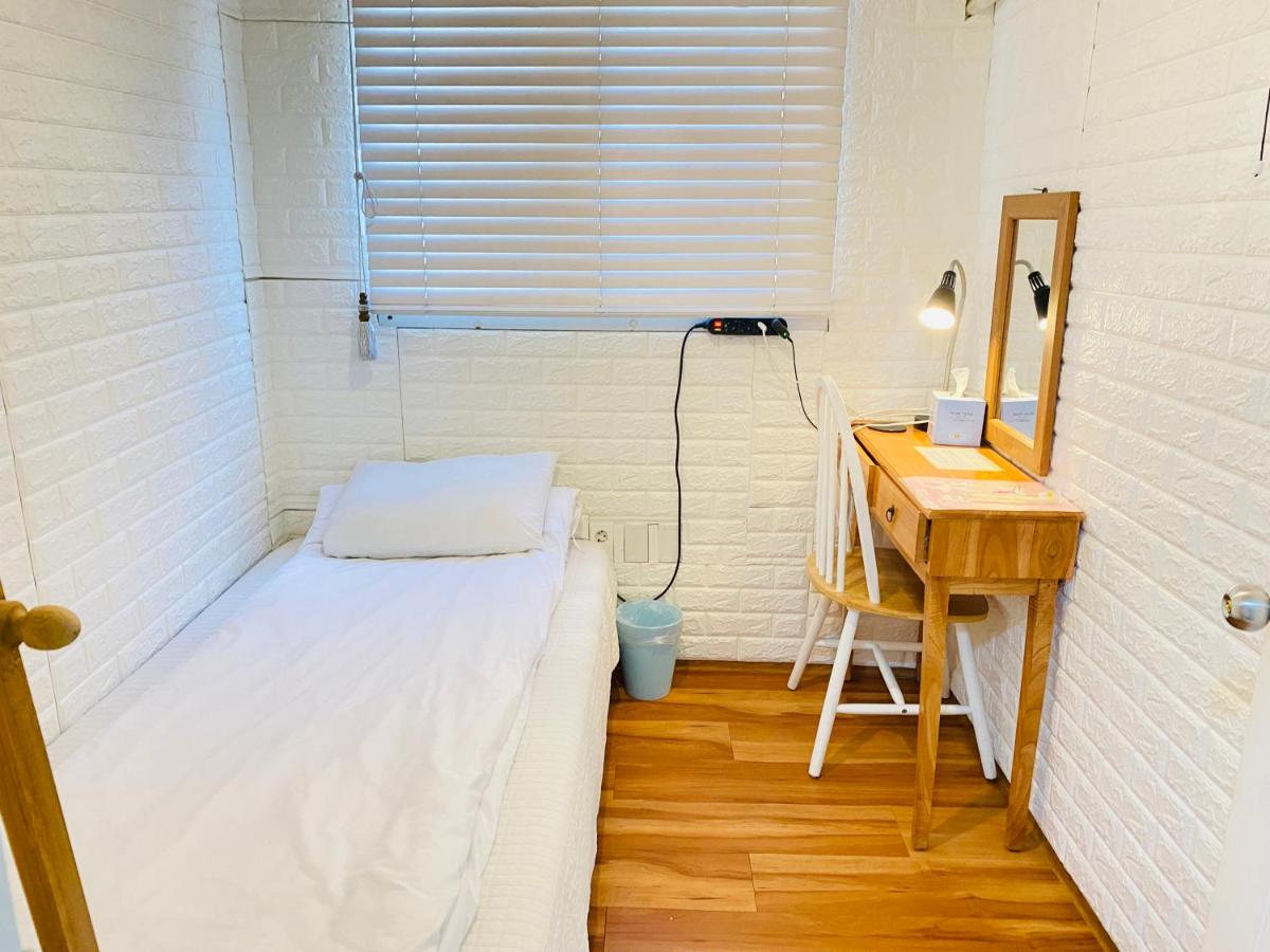 Aroha Guesthouse Seoul Station