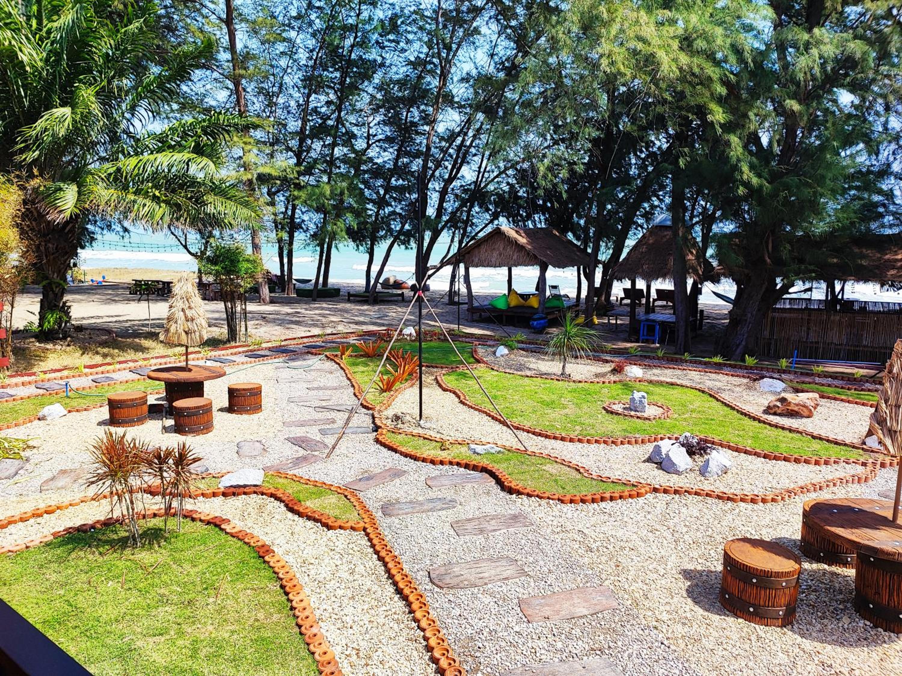 Mumsa Beach Resort & Restaurant