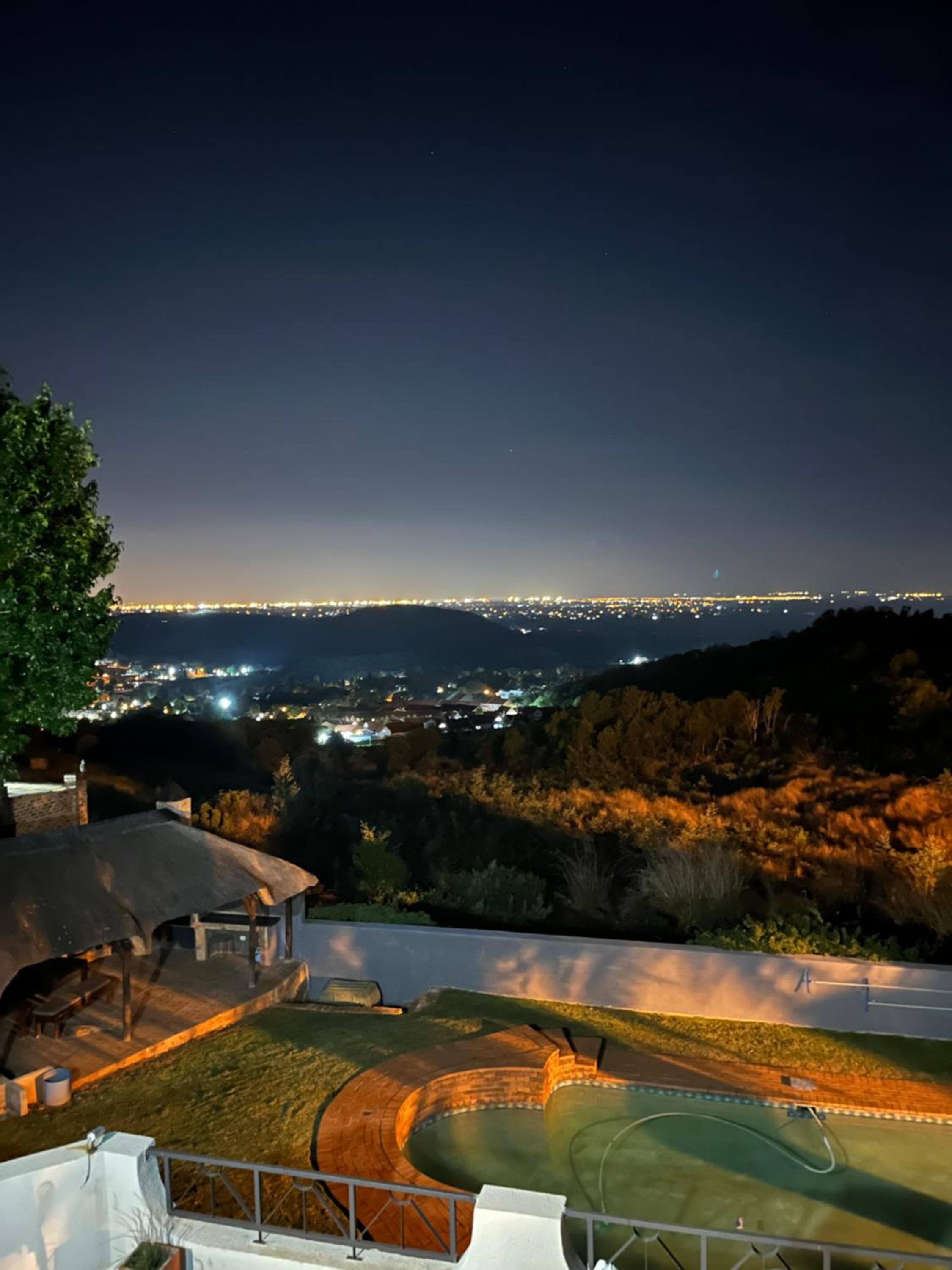 Glenvista Home with a View