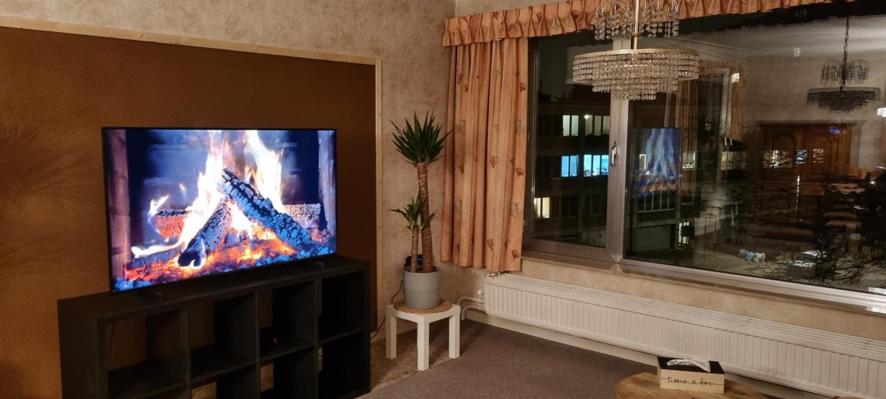 SUPERB FLAT WITH 3 BEDROOMS PARKING AND BALCONy