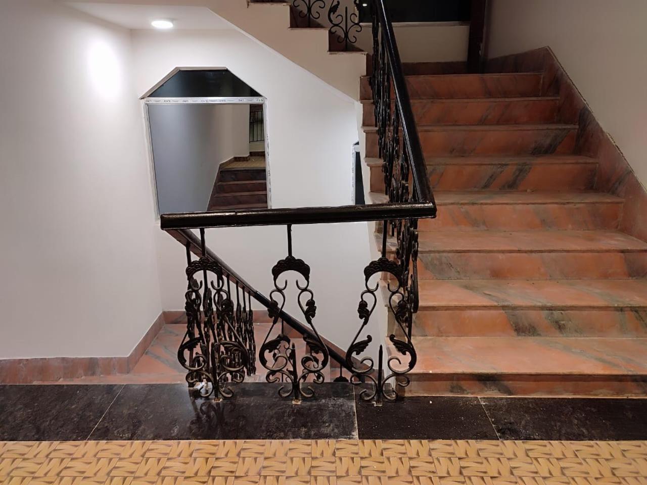 STAYMAKER Hotel Mohan Palace view 2