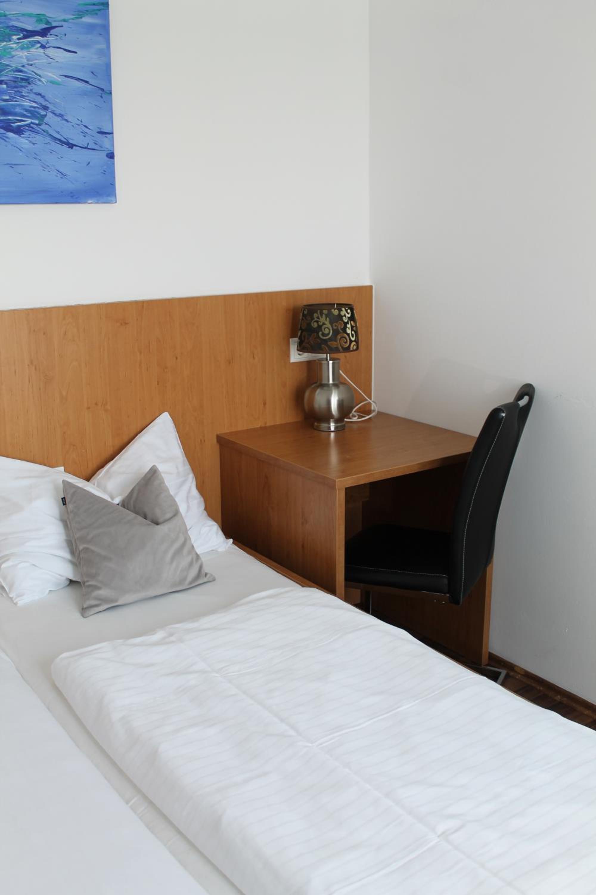 Pension Steinbichler - Apartments und Zimmer Check in 24-7