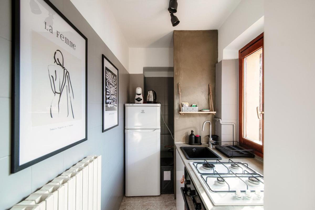 Apartment Piazza Roma by Quokka 360 - historic flat in the centre of Como view 3