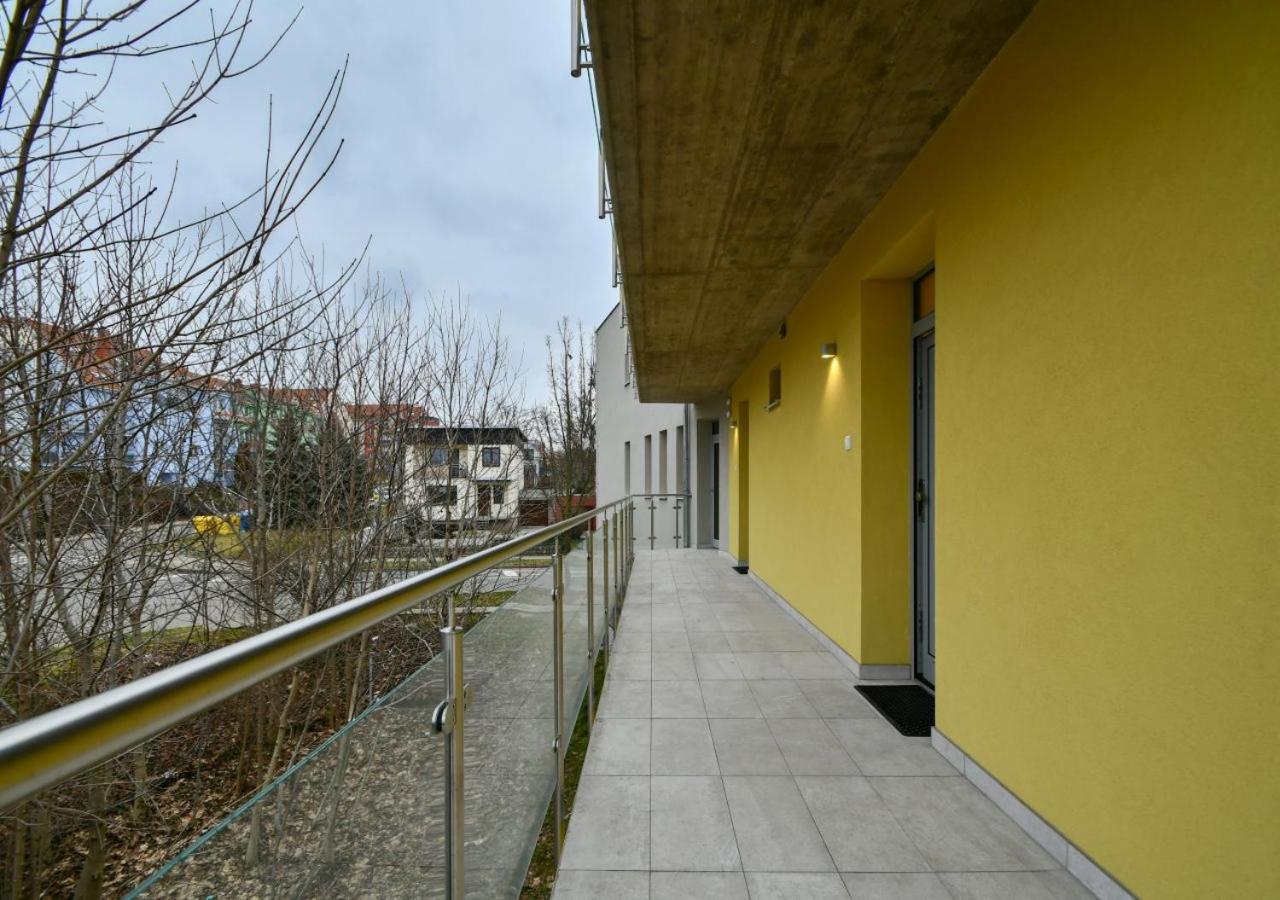 EFI Residence Holzova 28