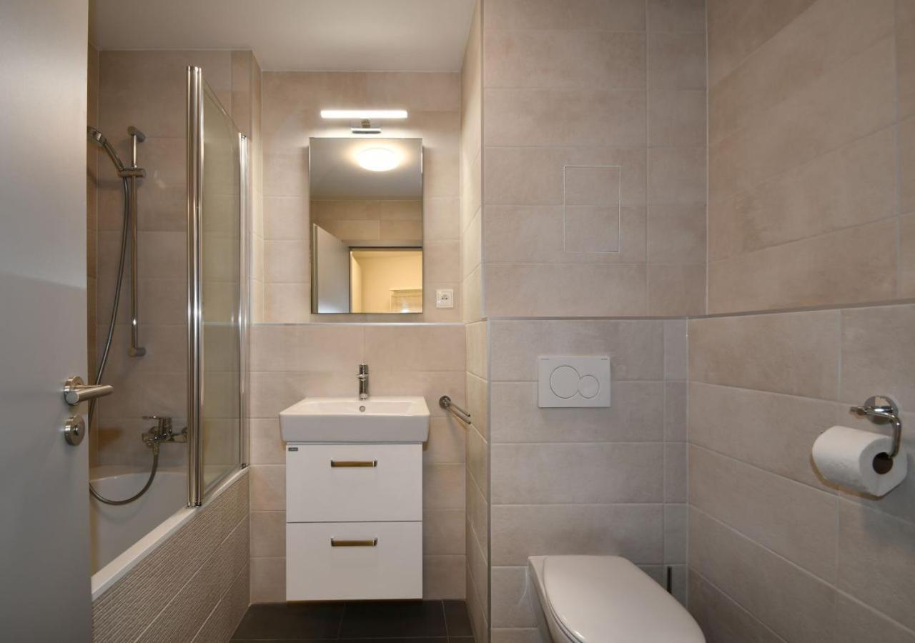 EFI Residence Holzova 28