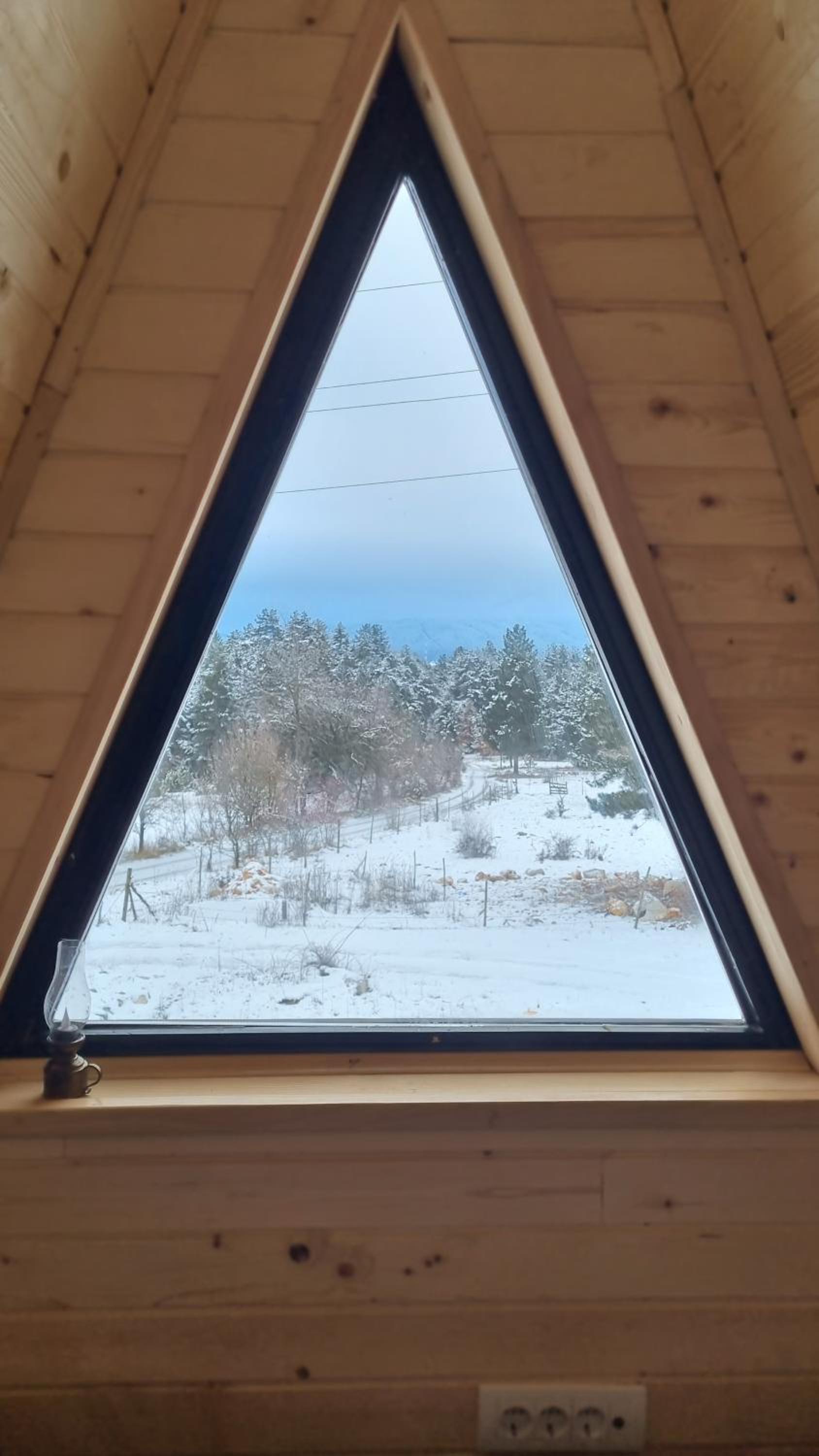 AA Pine vikendica za izdavanje u srcu Zapadne Srbije