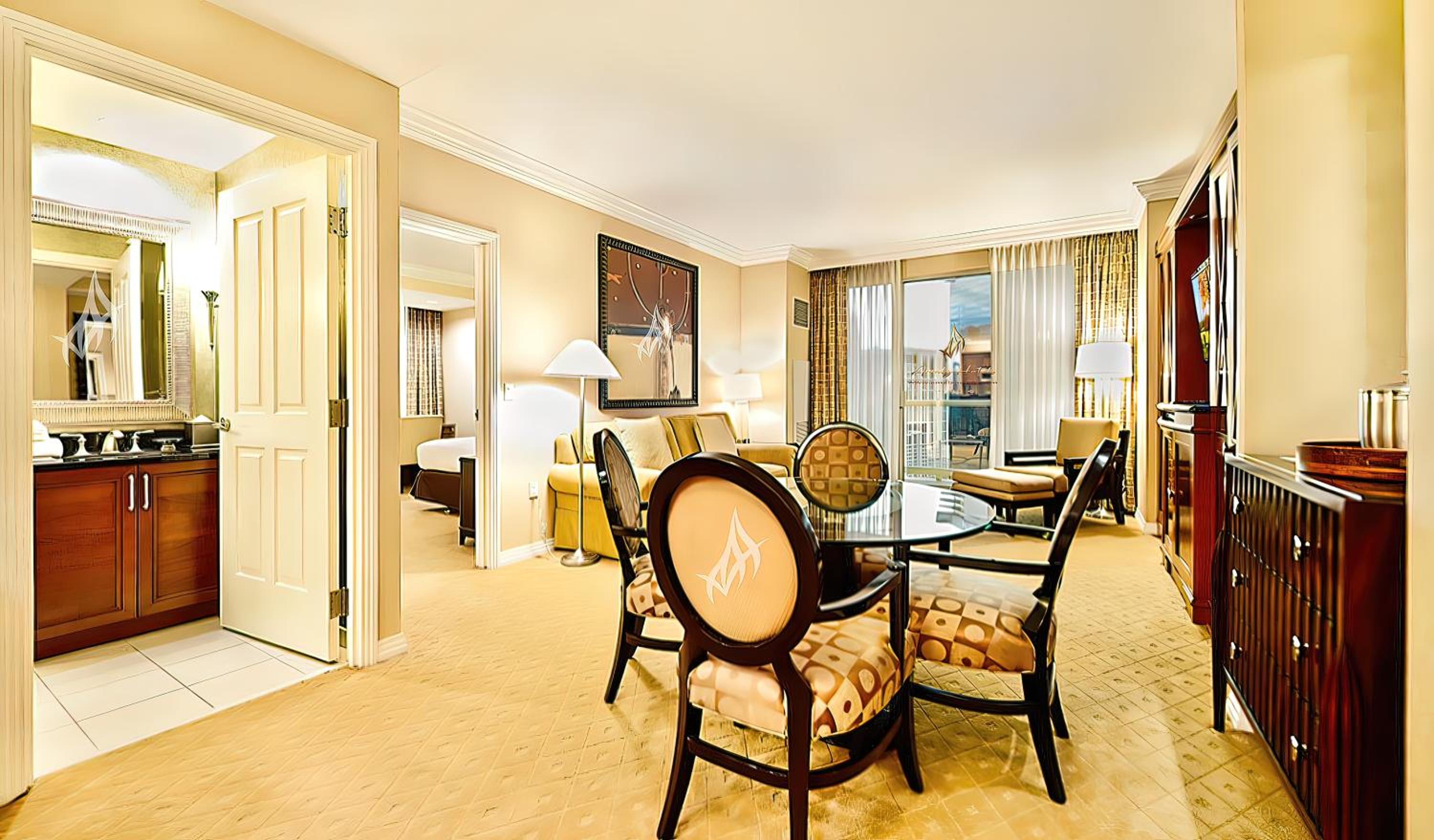 Amalz Balcony Suites at Mgm Signature !