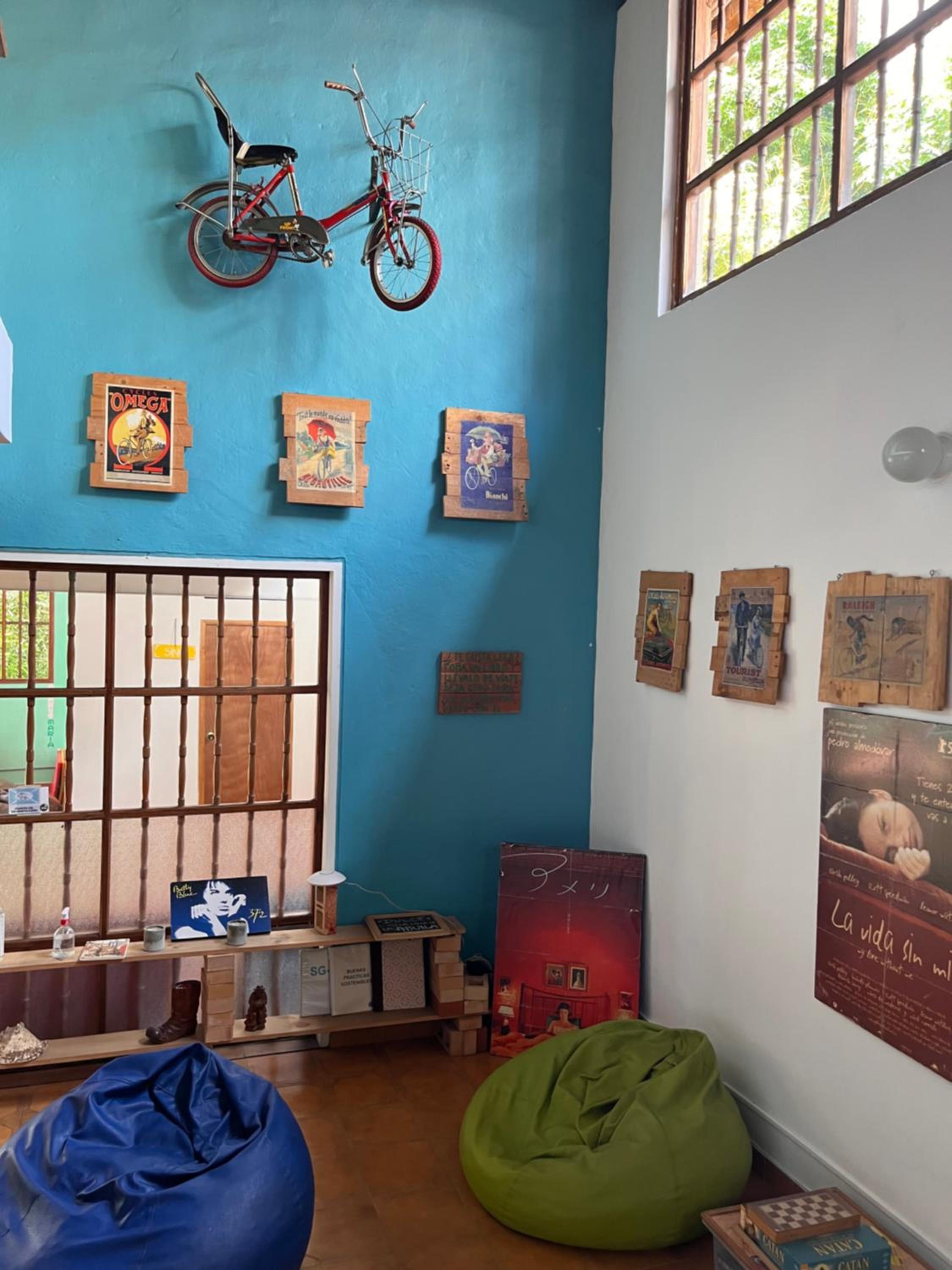Yolo Hostel Medellin