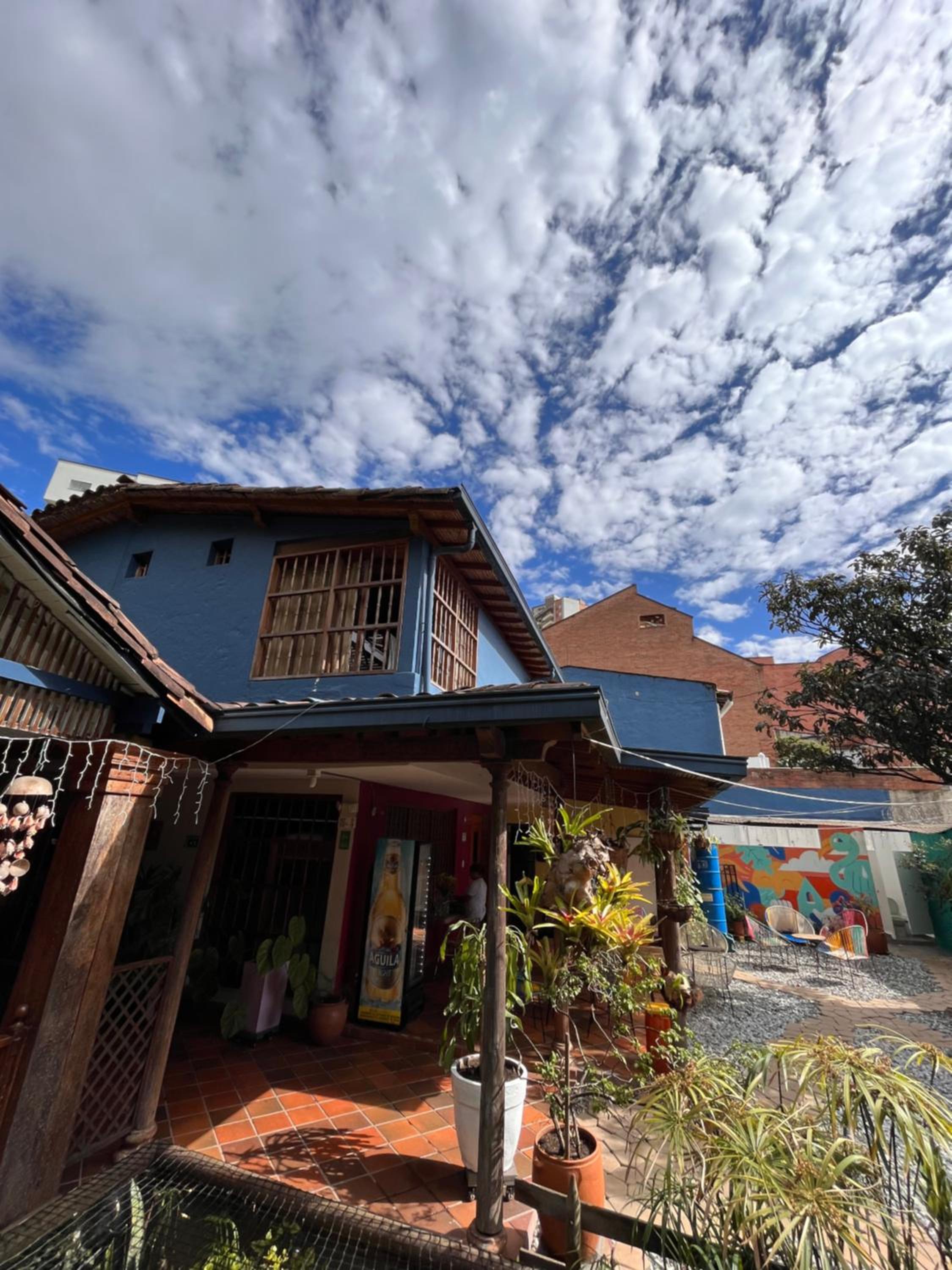Yolo Hostel Medellin