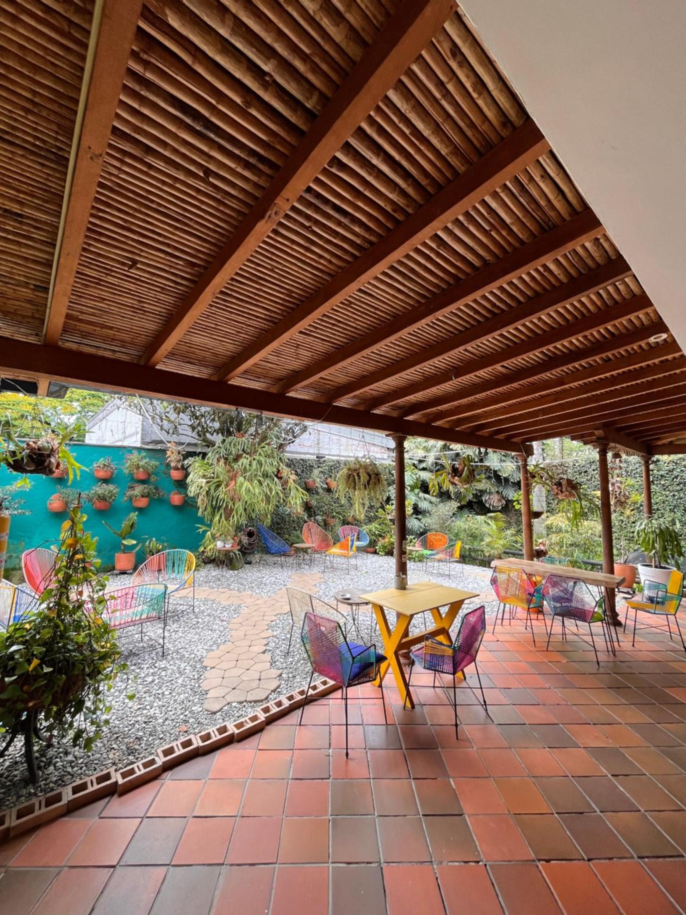 Yolo Hostel Medellin
