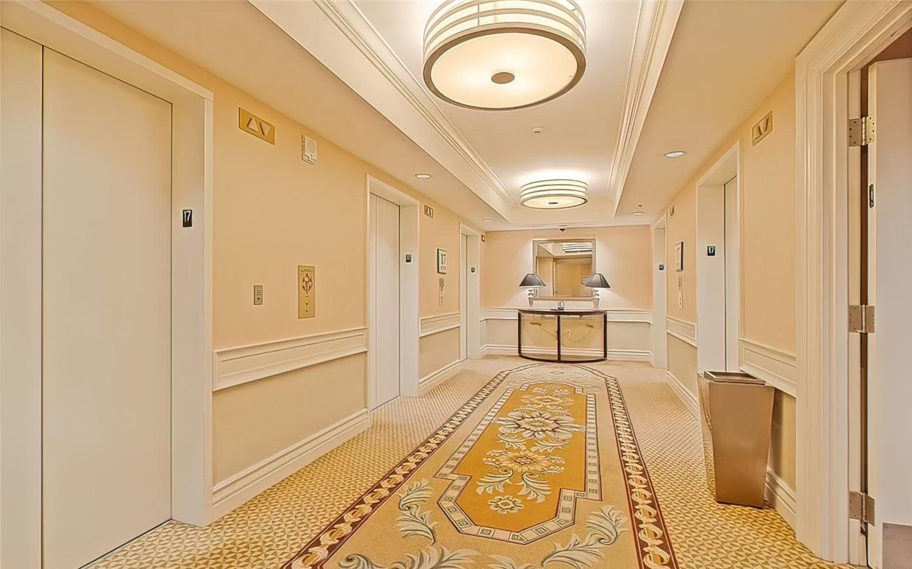 Amalz Balcony Suites at Mgm Signature !