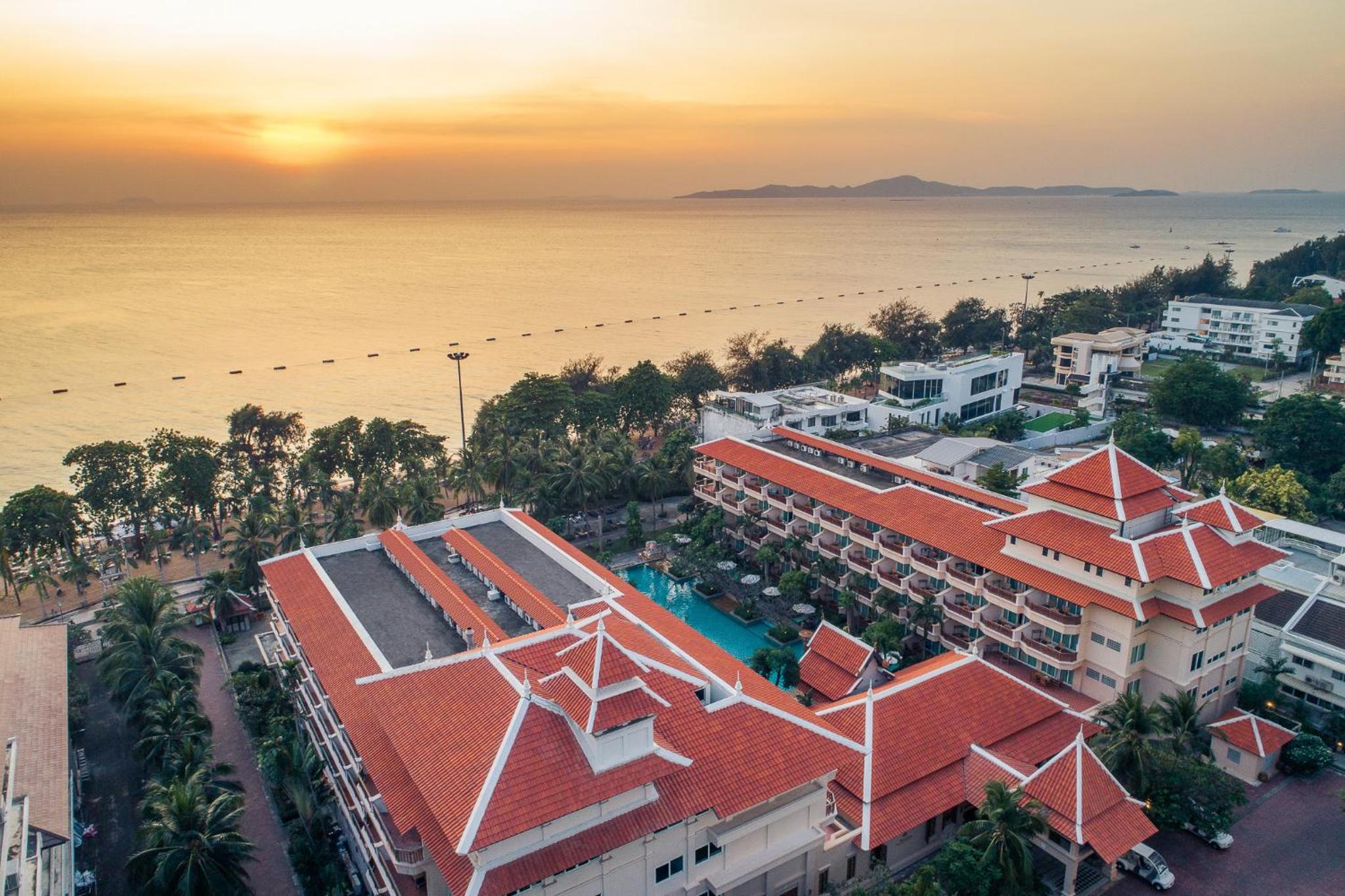 Avalon Beach Resort Pattaya