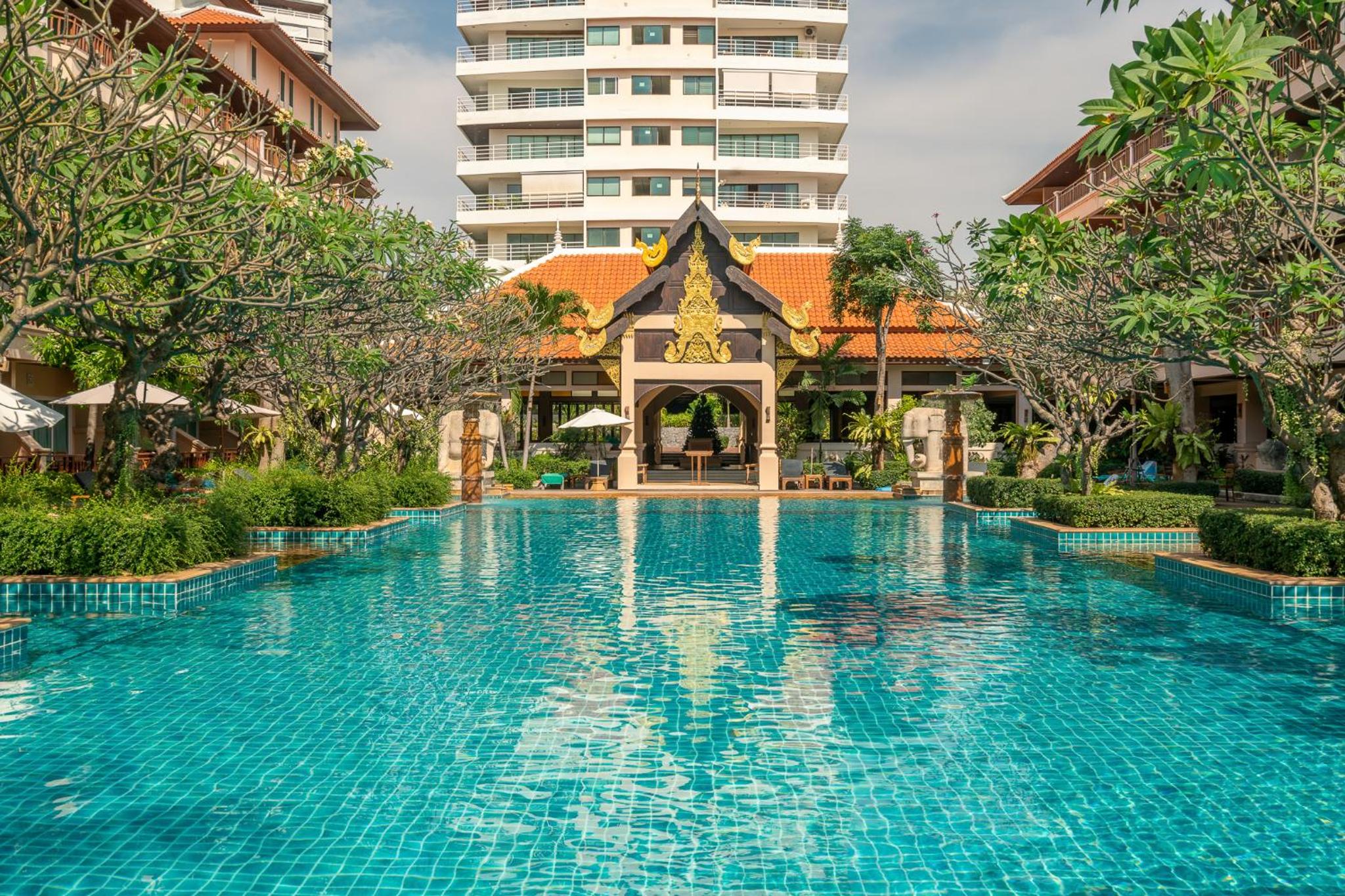 Avalon Beach Resort Pattaya