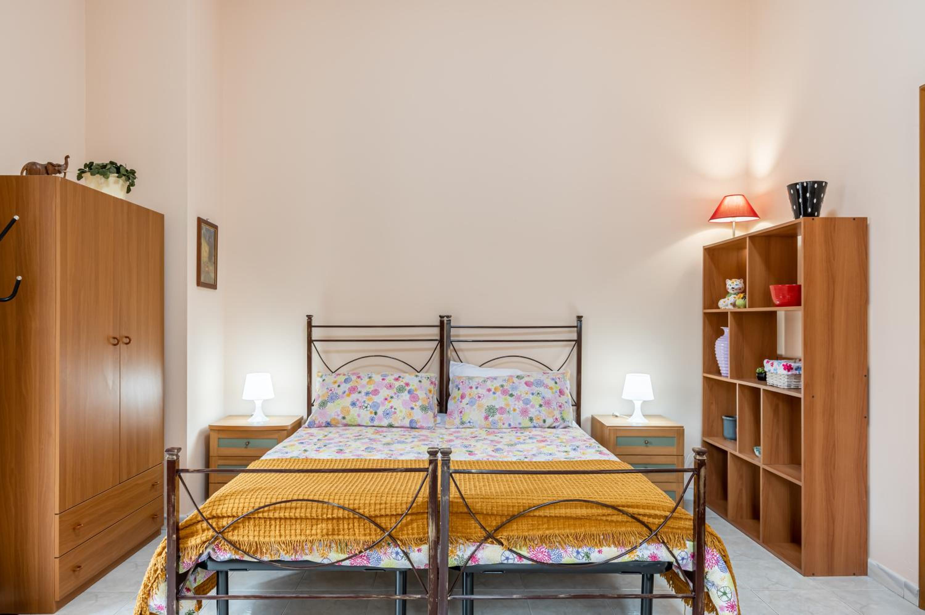 GuestHost - Catania Central and Comfy Apartment