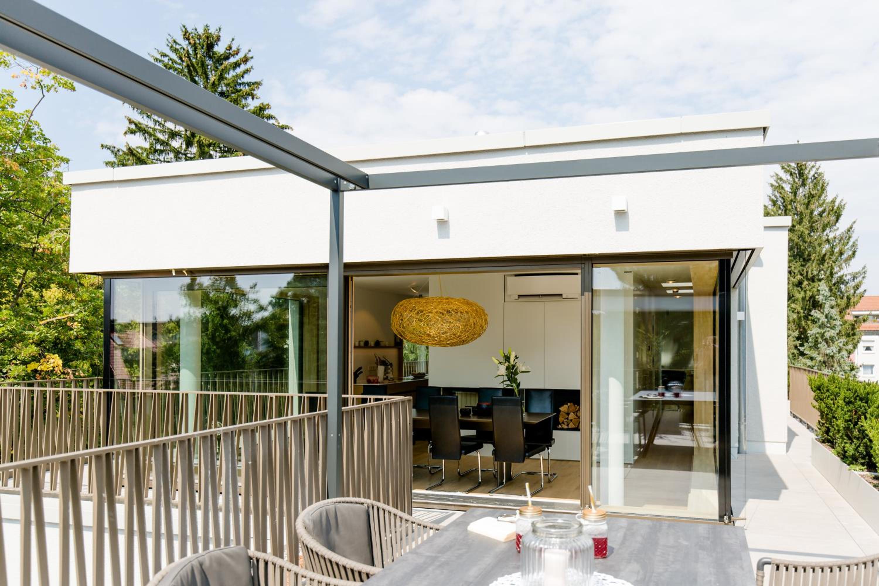 Max Lodging Serviced Apartments