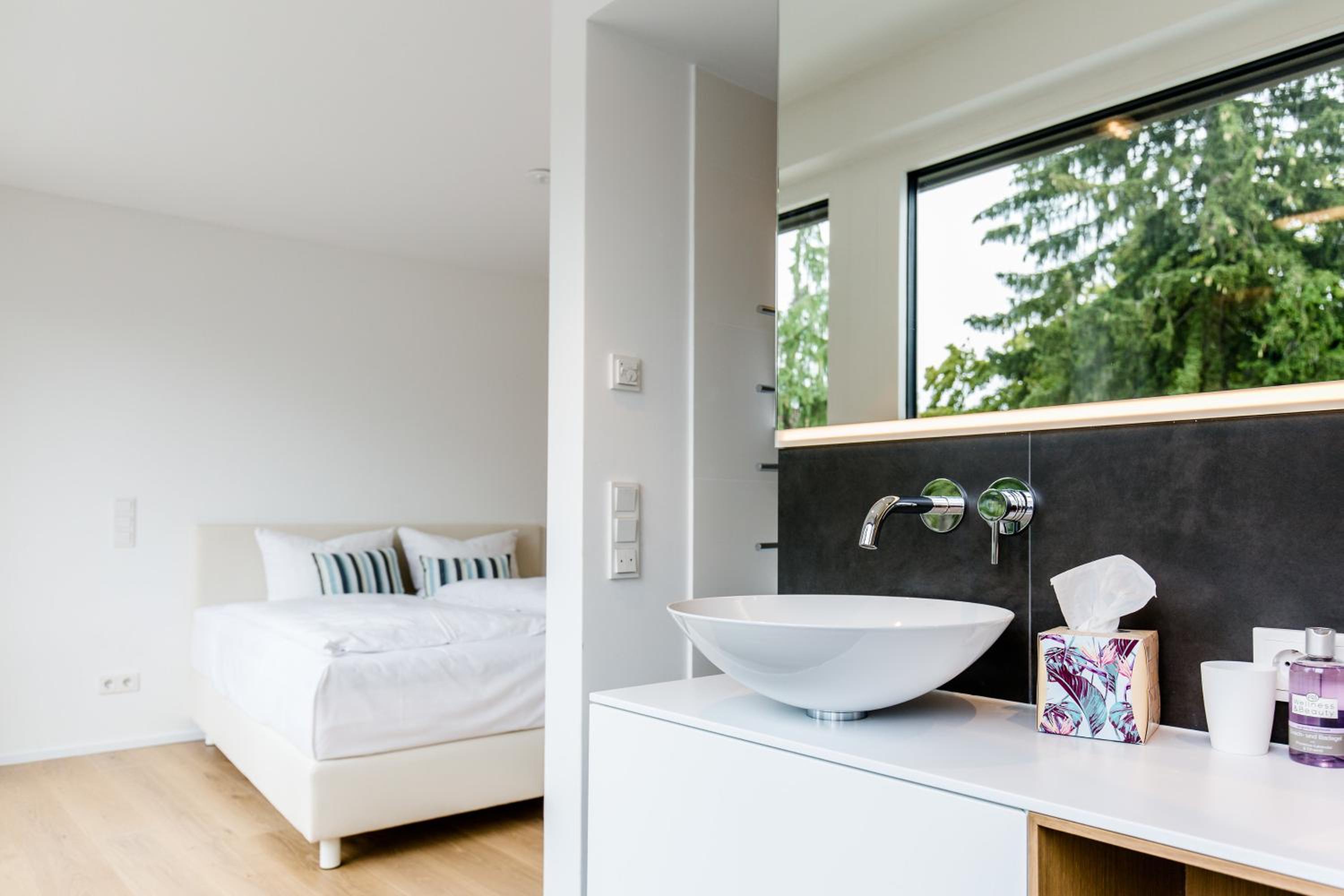 Max Lodging Serviced Apartments