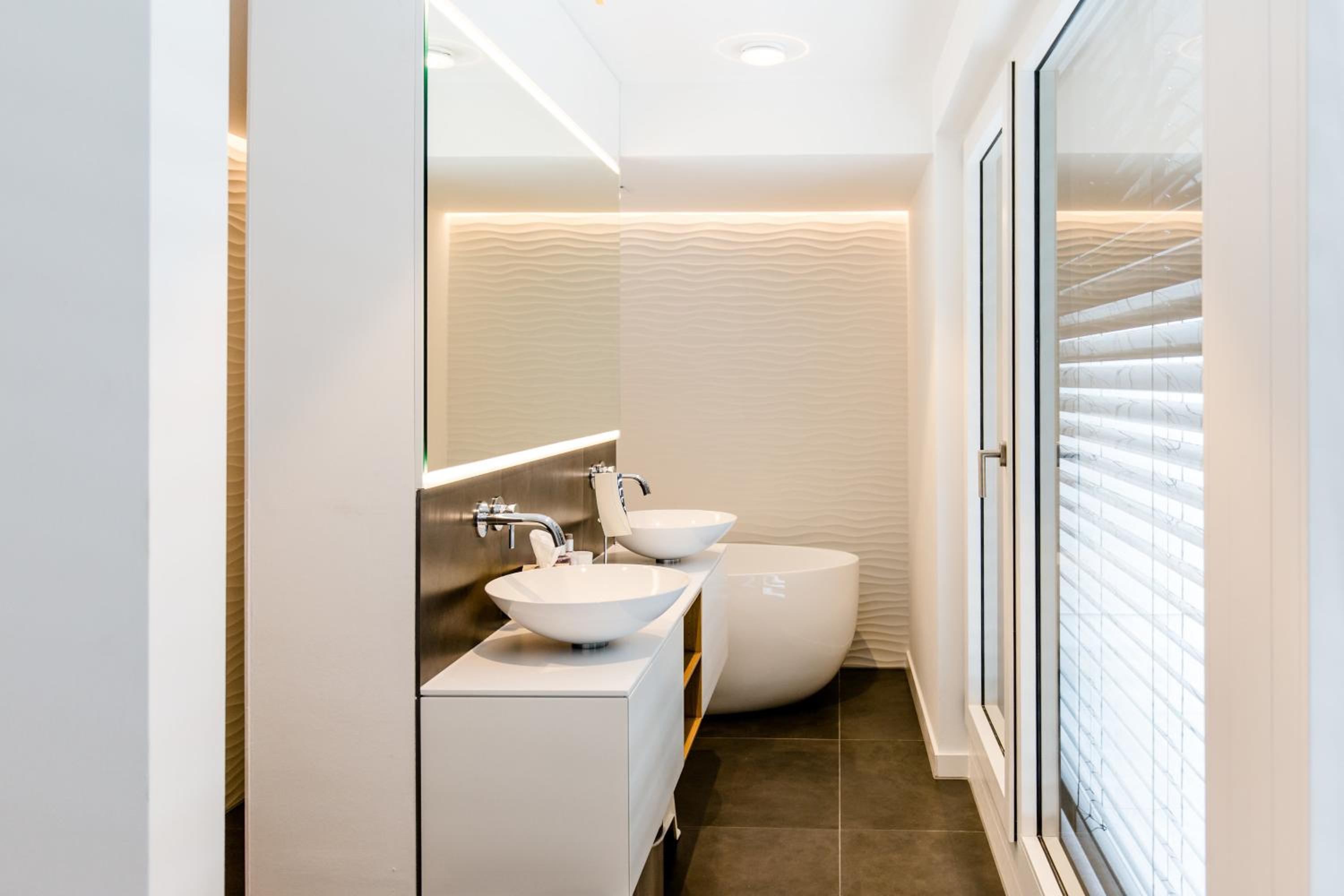 Max Lodging Serviced Apartments