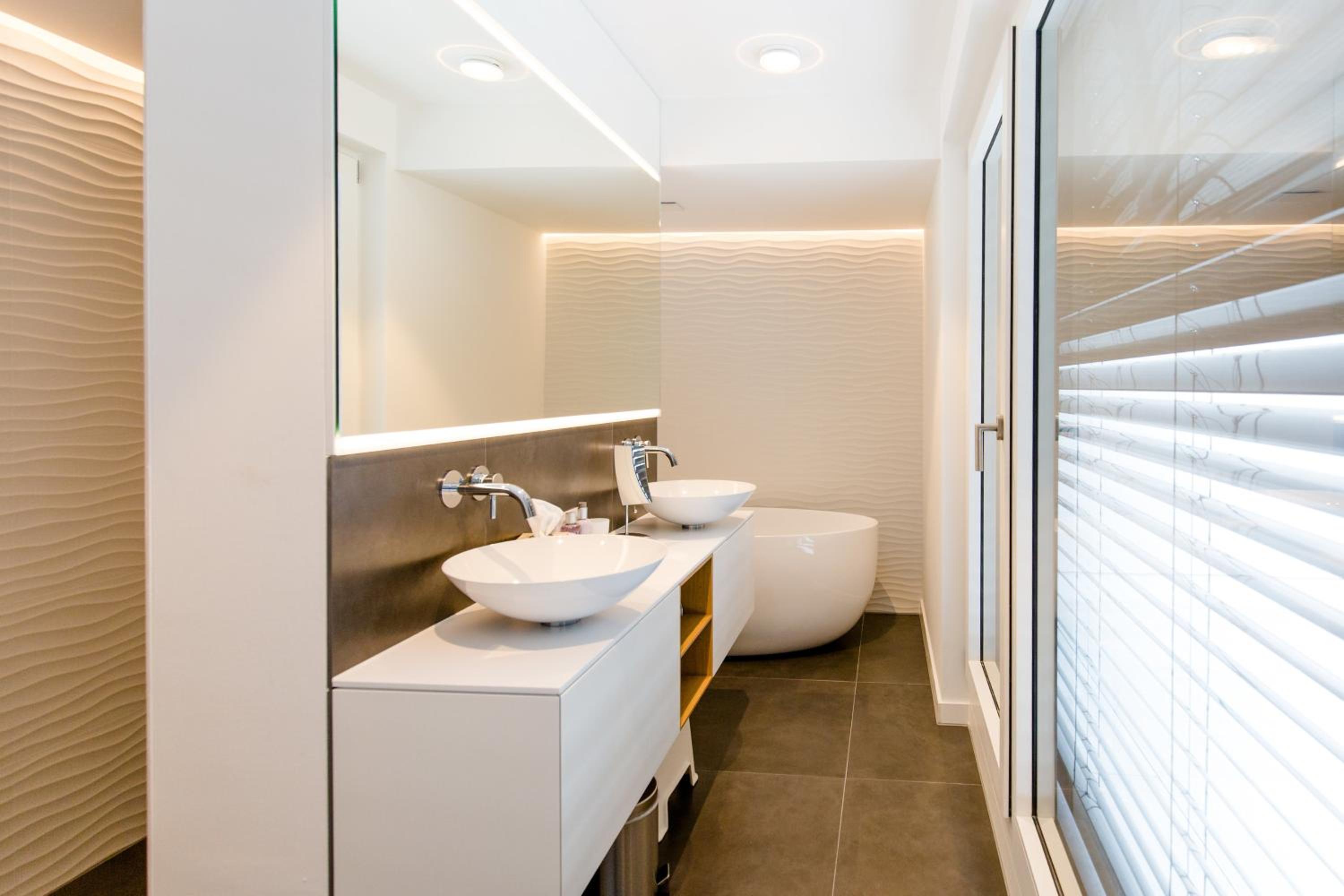 Max Lodging Serviced Apartments